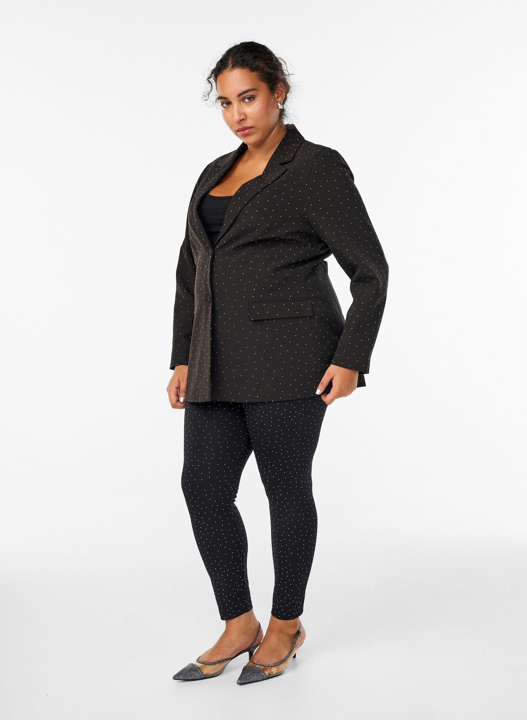 Zizzi Leggings mit Strasssteinen, Schwarz, Model image number 1