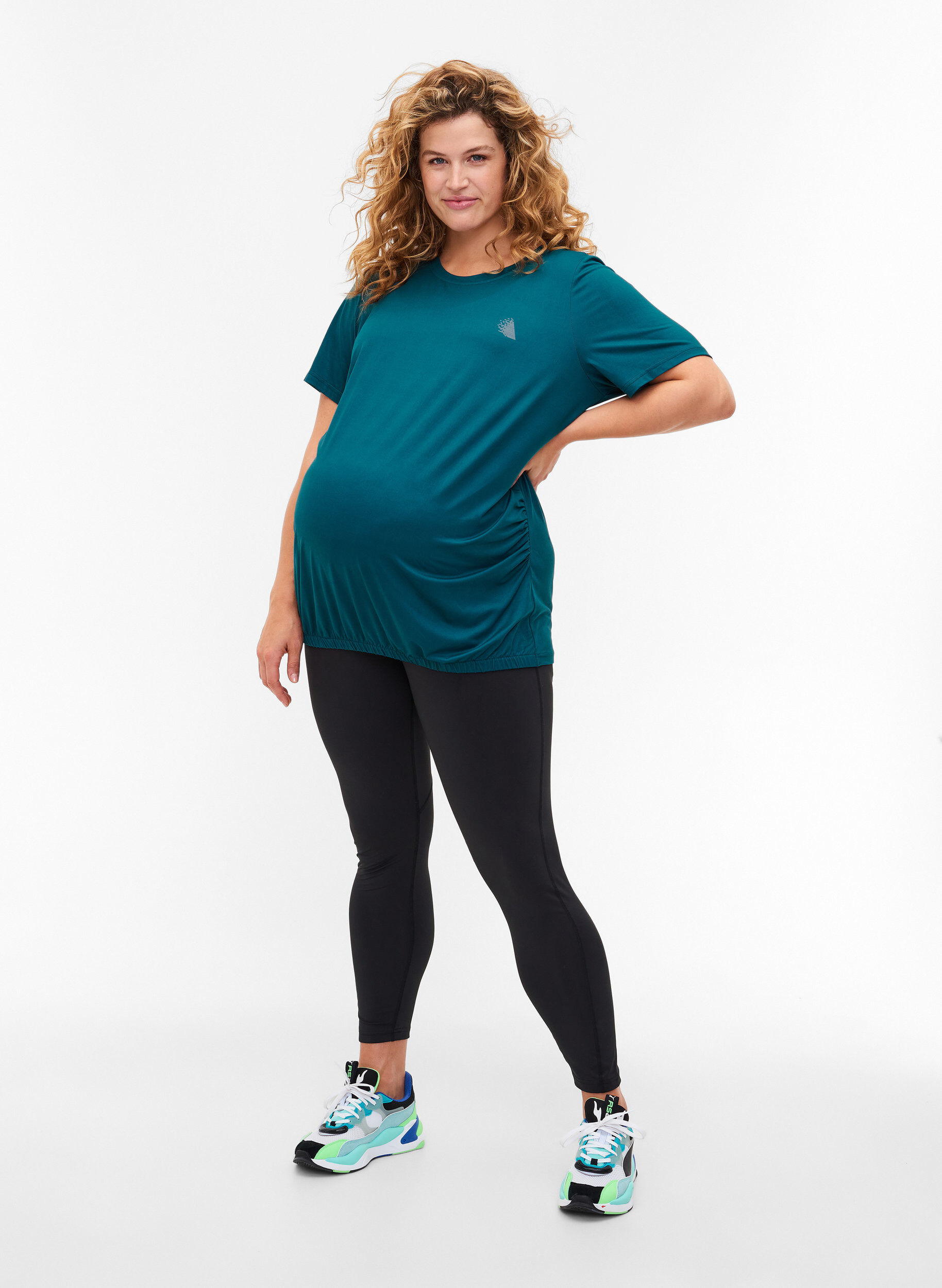 Zizzi Schwagnerschafts-Trainings-T-Shirt, Deep Teal, Model image number 2
