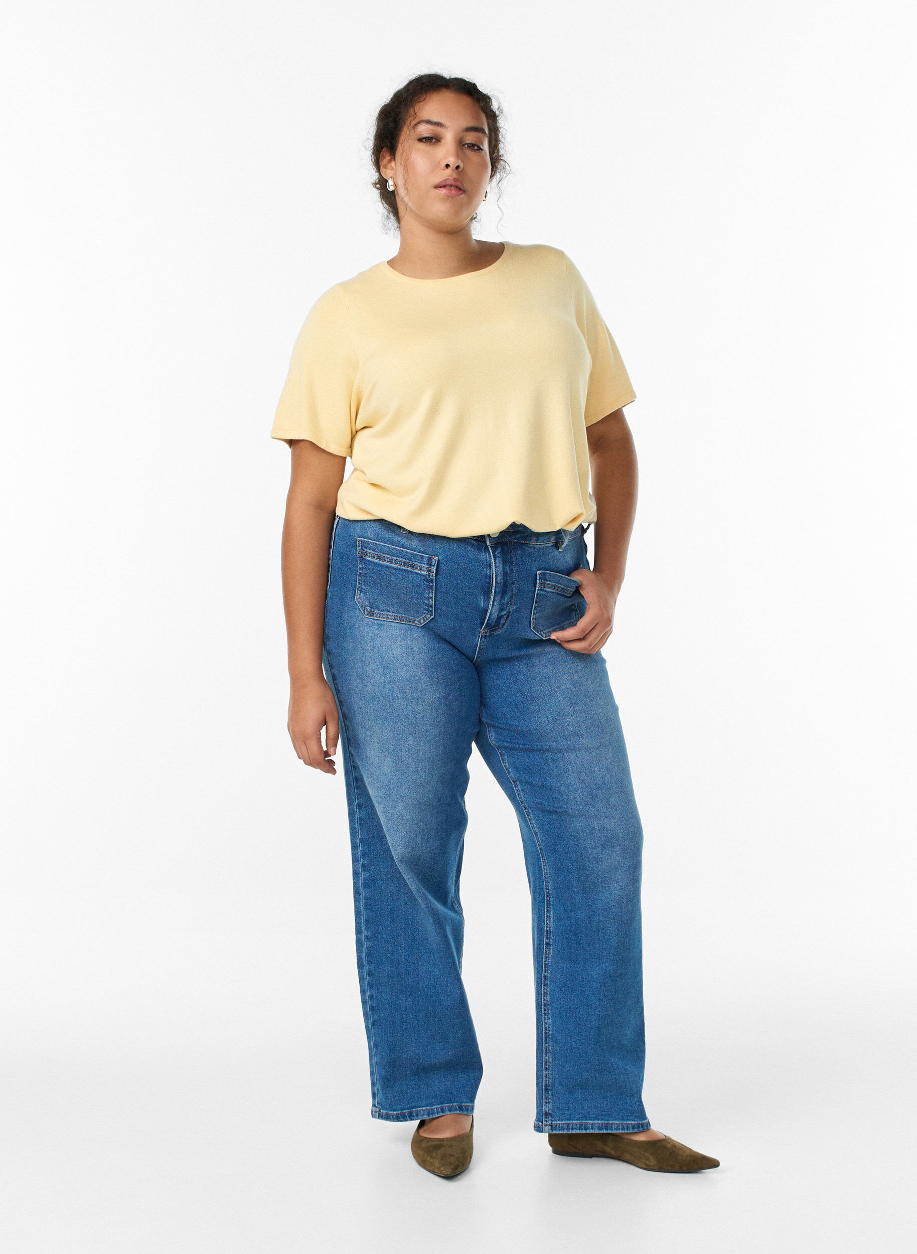 Zizzi Kurz&auml;rmelige Strickbluse aus Viskose, Gelb, Model image number 1