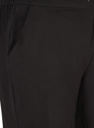Einfarbige Shorts mit Taschen, Black, Packshot image number 2