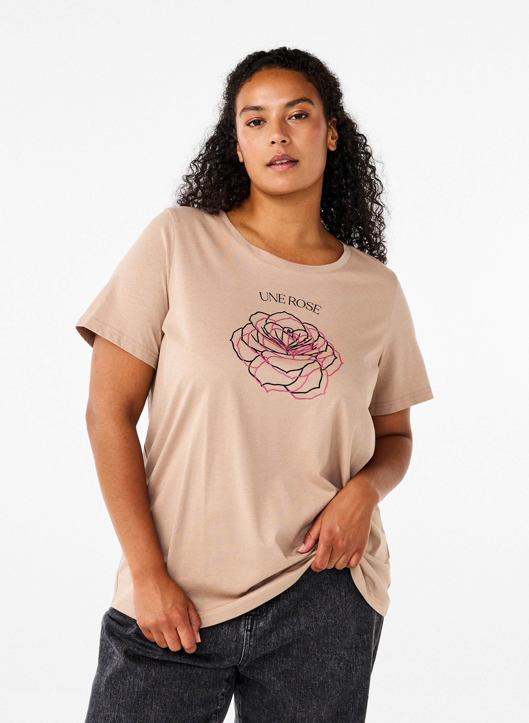 Zizzi Baumwoll-T-Shirt mit Druck, S. Mink w. Flower, Model image number 0