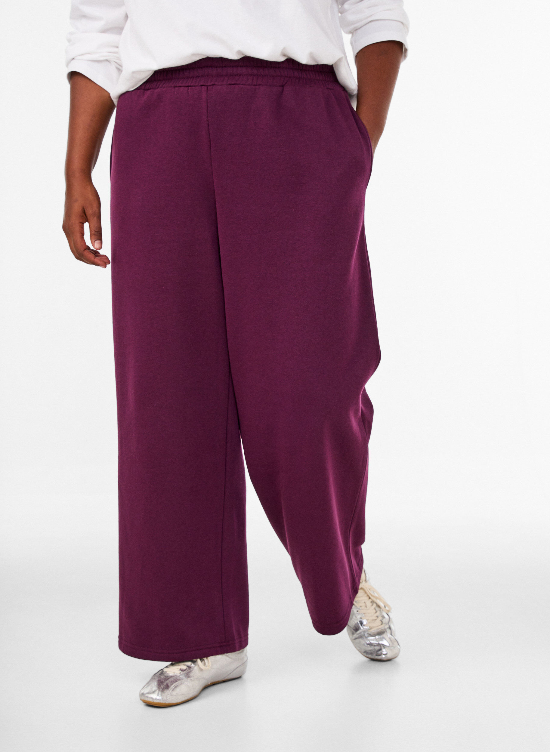 ZizziHoch taillierte Sweatpants mit weitem Bein, Lila, Model image number 2