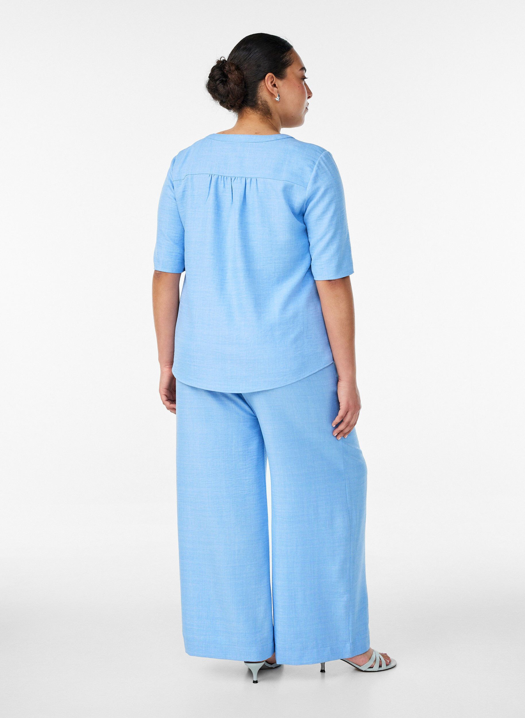 ZizziLockere Hose mit elastischem Bund und Taschen, Blau, Model image number 1