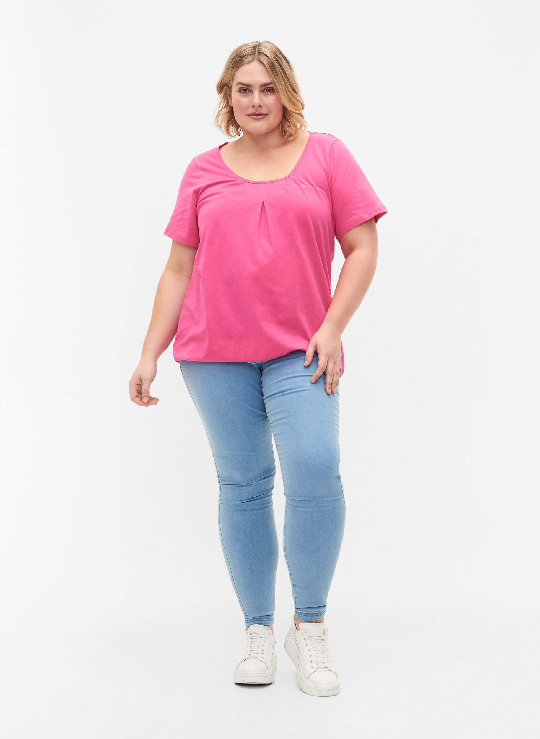 Zizzi Kurz&auml;rmeliges T-Shirt aus Baumwolle, Shocking Pink, Model image number 2