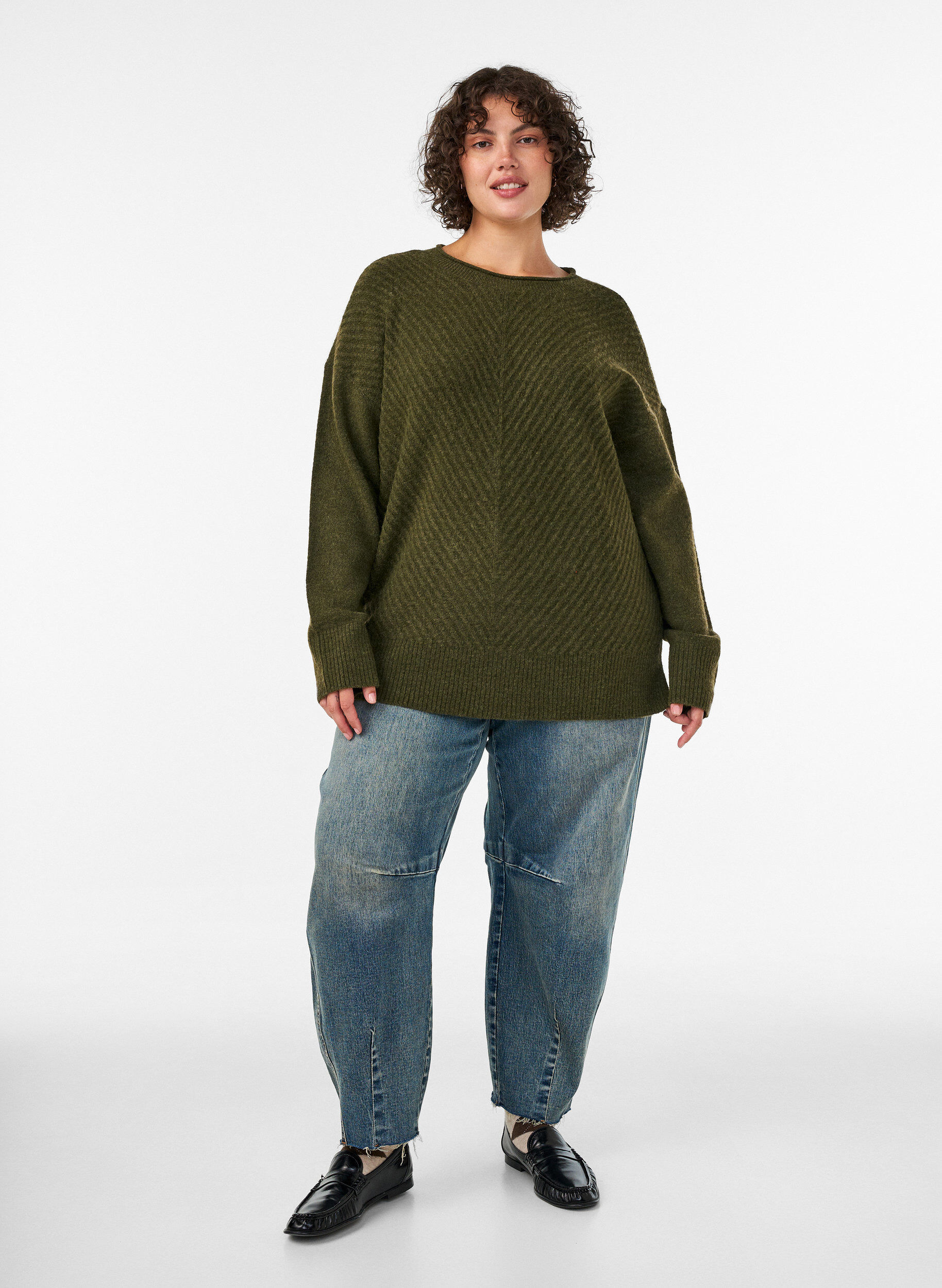 ZizziStrickbluse mit V-f&ouml;rmigem Rippenmuster und Schlitzen, Gr&uuml;n, Model image number 1