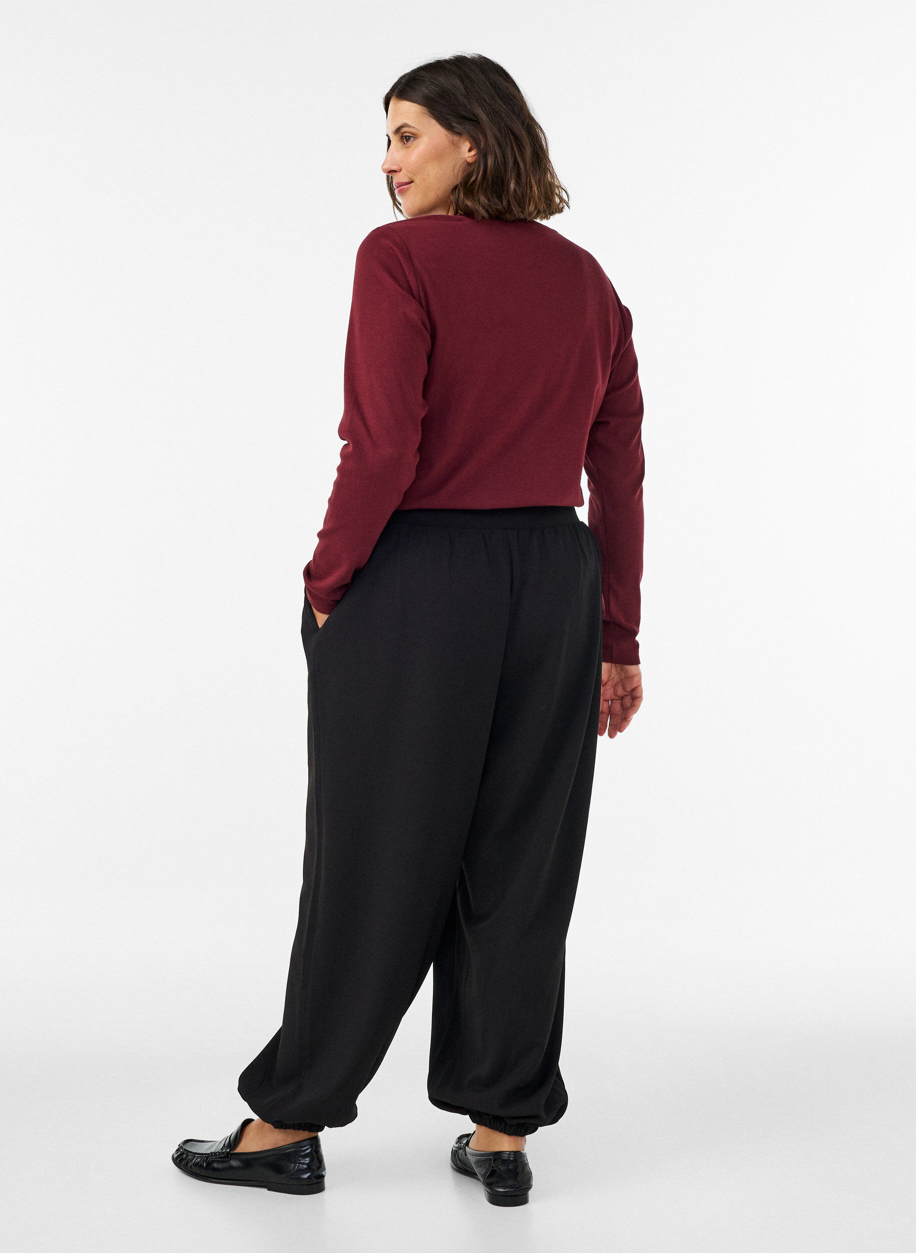 ZizziHoch taillierte Ballonhose aus Jersey, Schwarz, Model image number 1