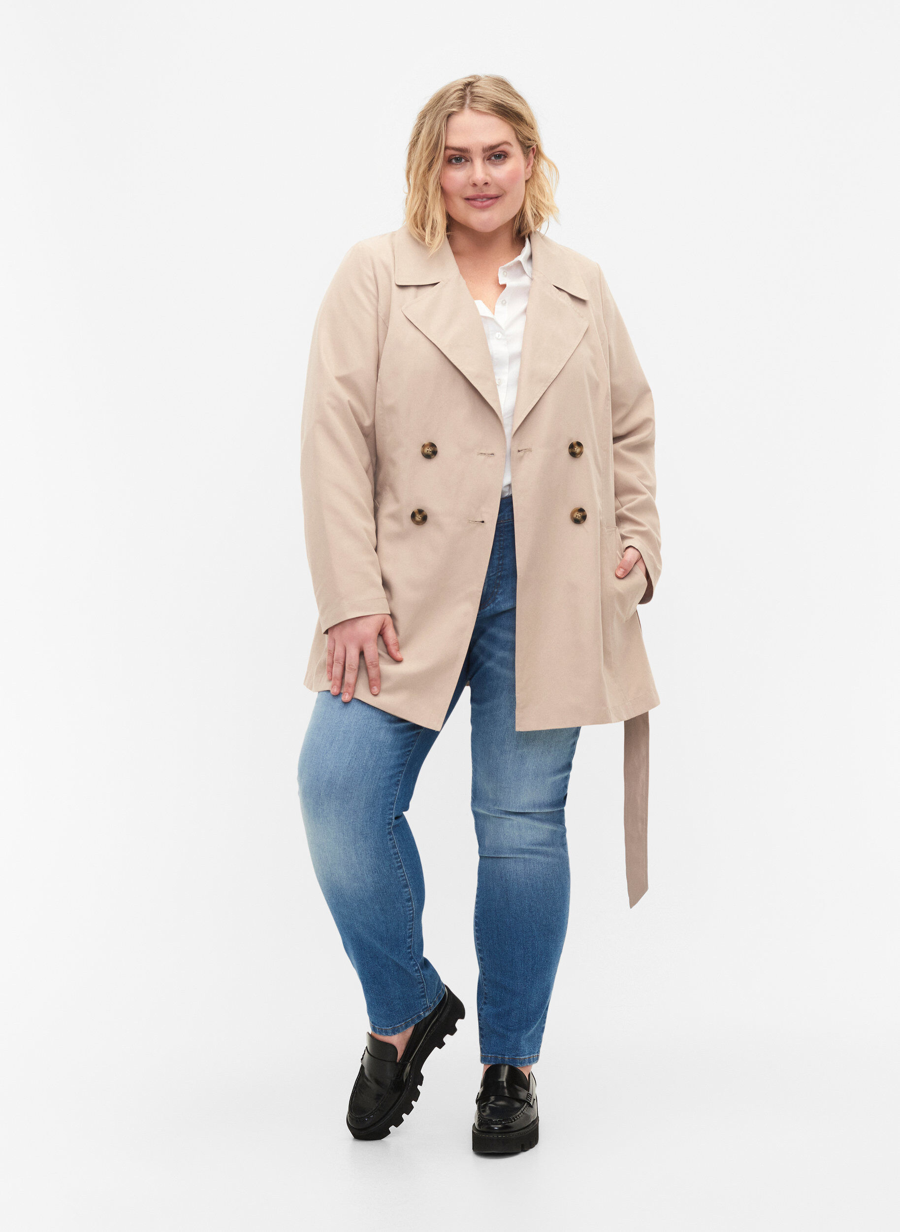 Zizzi Trenchcoat mit G&uuml;rtel und Taschen, Nomad, Model image number 2
