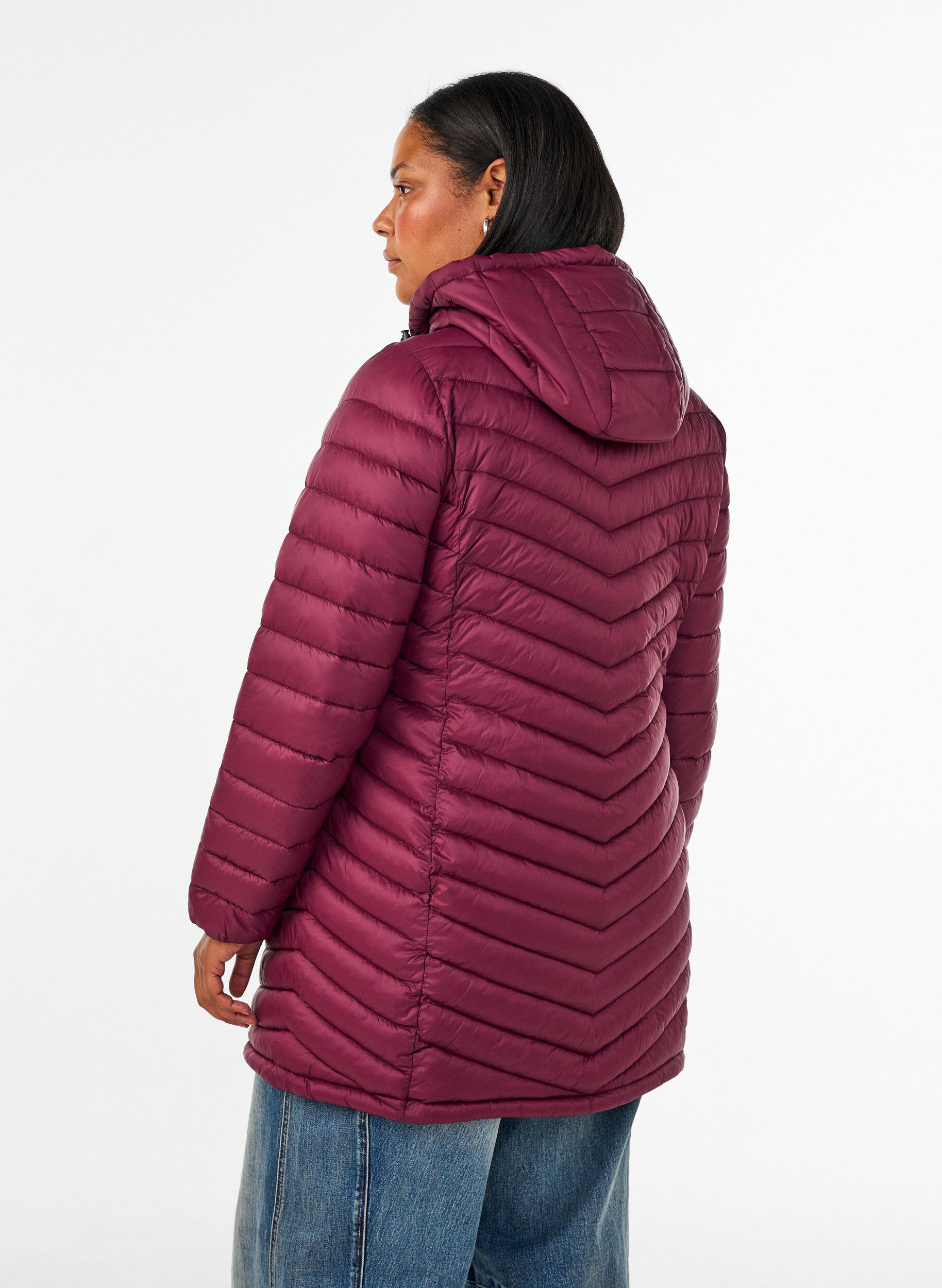 ZizziLeichte Jacke mit Taschen und abnehmbarer Kapuze, Rot, Model image number 2