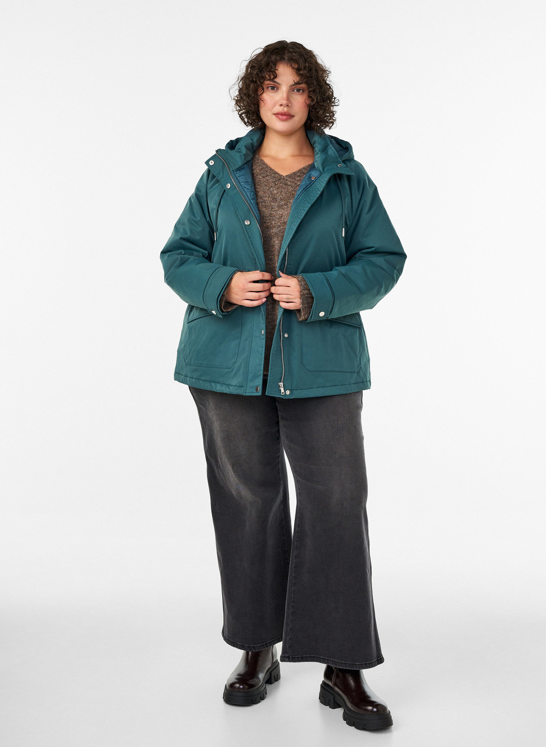 ZizziGepolsterter Parka mit einer abnehmbaren Kapuze, Gr&uuml;n, Model image number 1