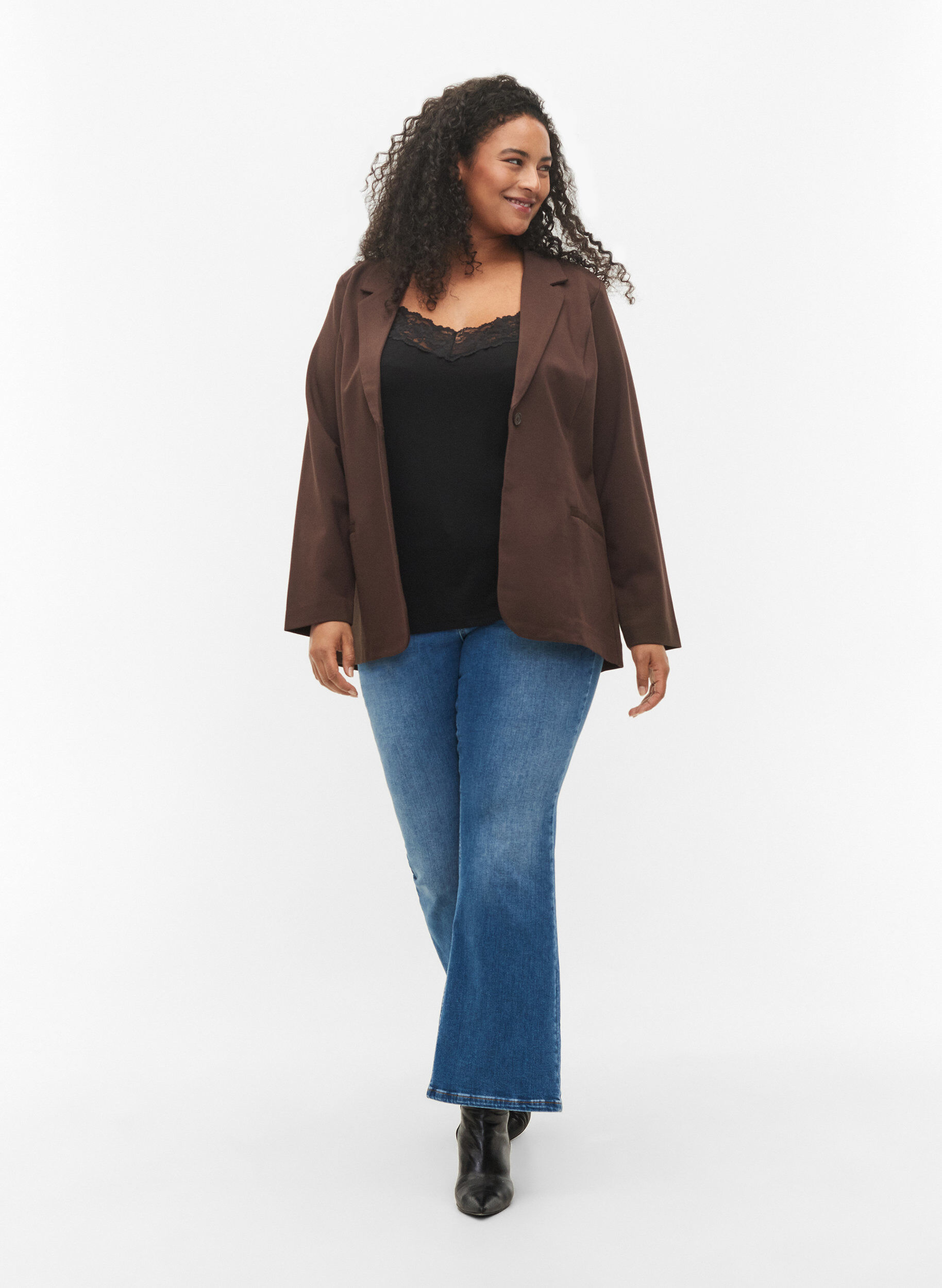 Zizzi 2er-Pack Viskose-Tops mit Spitzendetails, Schwarz, Model image number 1