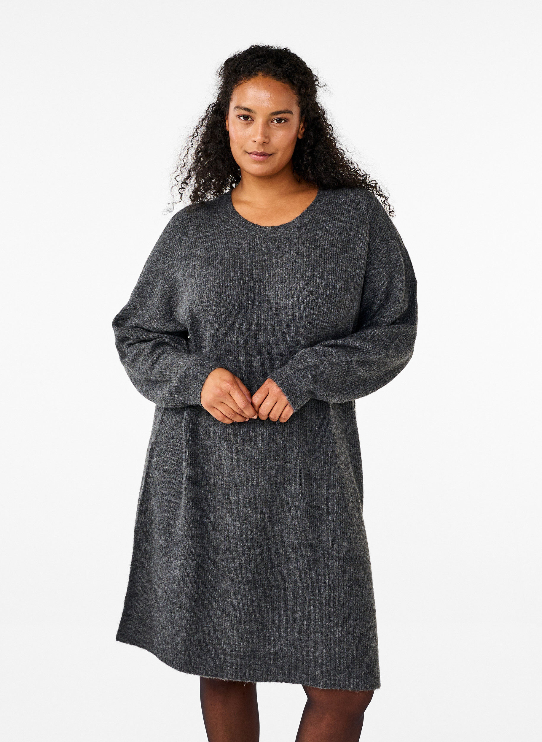Zizzi Lang&auml;rmeliges Kleid aus Rippstrick, Dark Grey Black Mel., Model image number 0