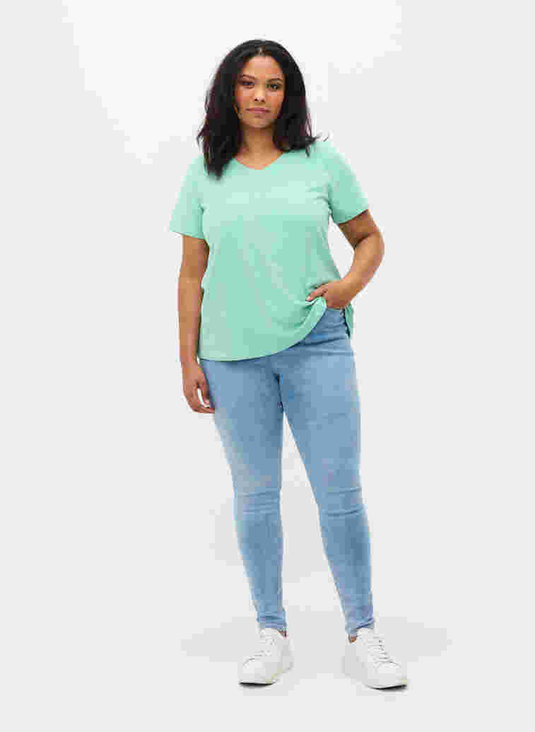 Basic T-Shirt, Dusty Jade Green, Model image number 2