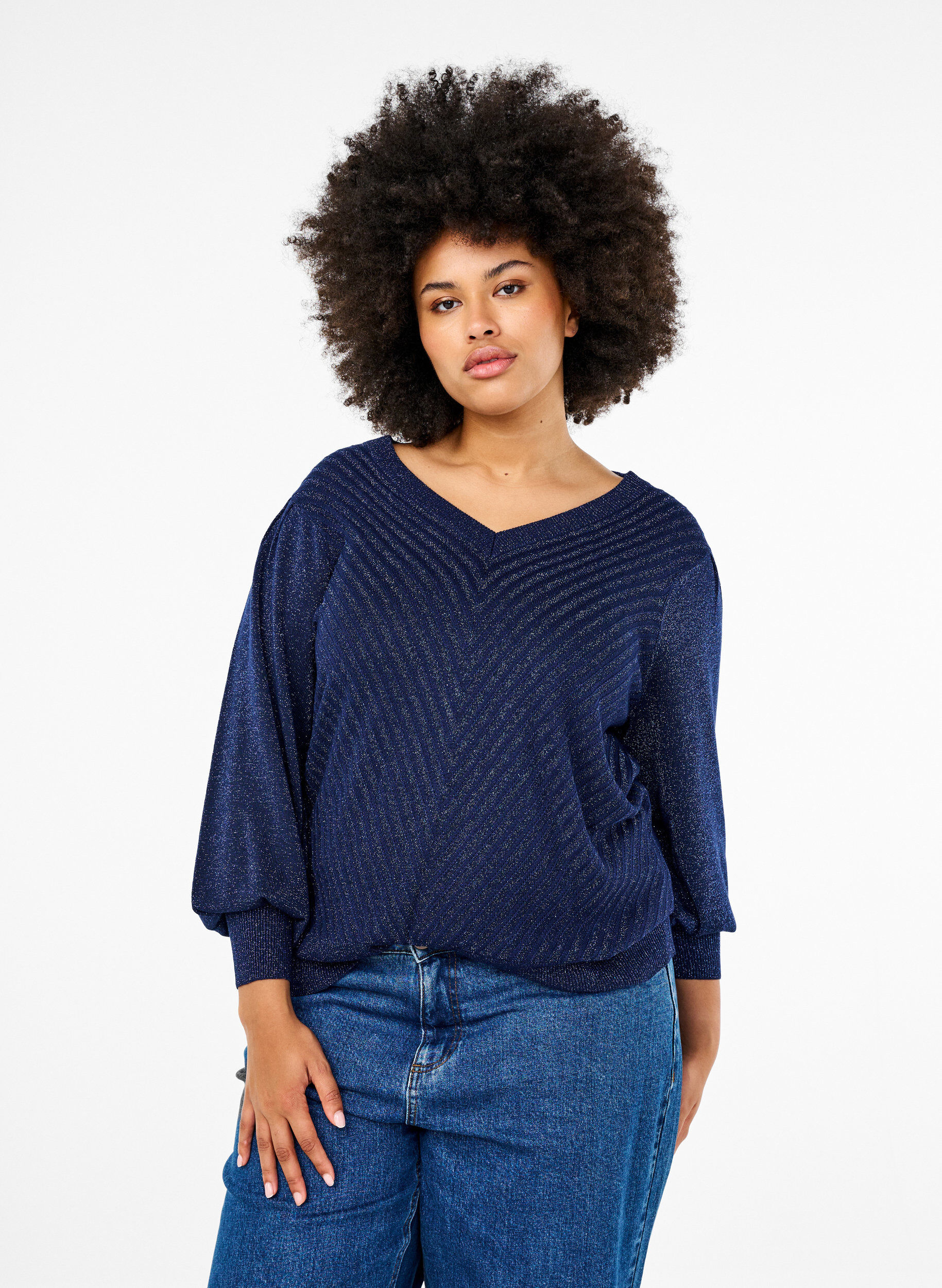 Zizzi Strickbluse mit Schimmer-Effekt und V-Ausschnitt, Naval A.w.Blue Lurex, Model image number 0