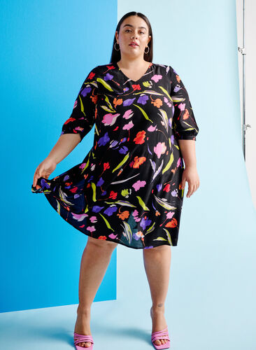 Kleid aus Viskose mit Druck und 3/4 Ärmeln, Faded Tulip AOP, Image image number 0