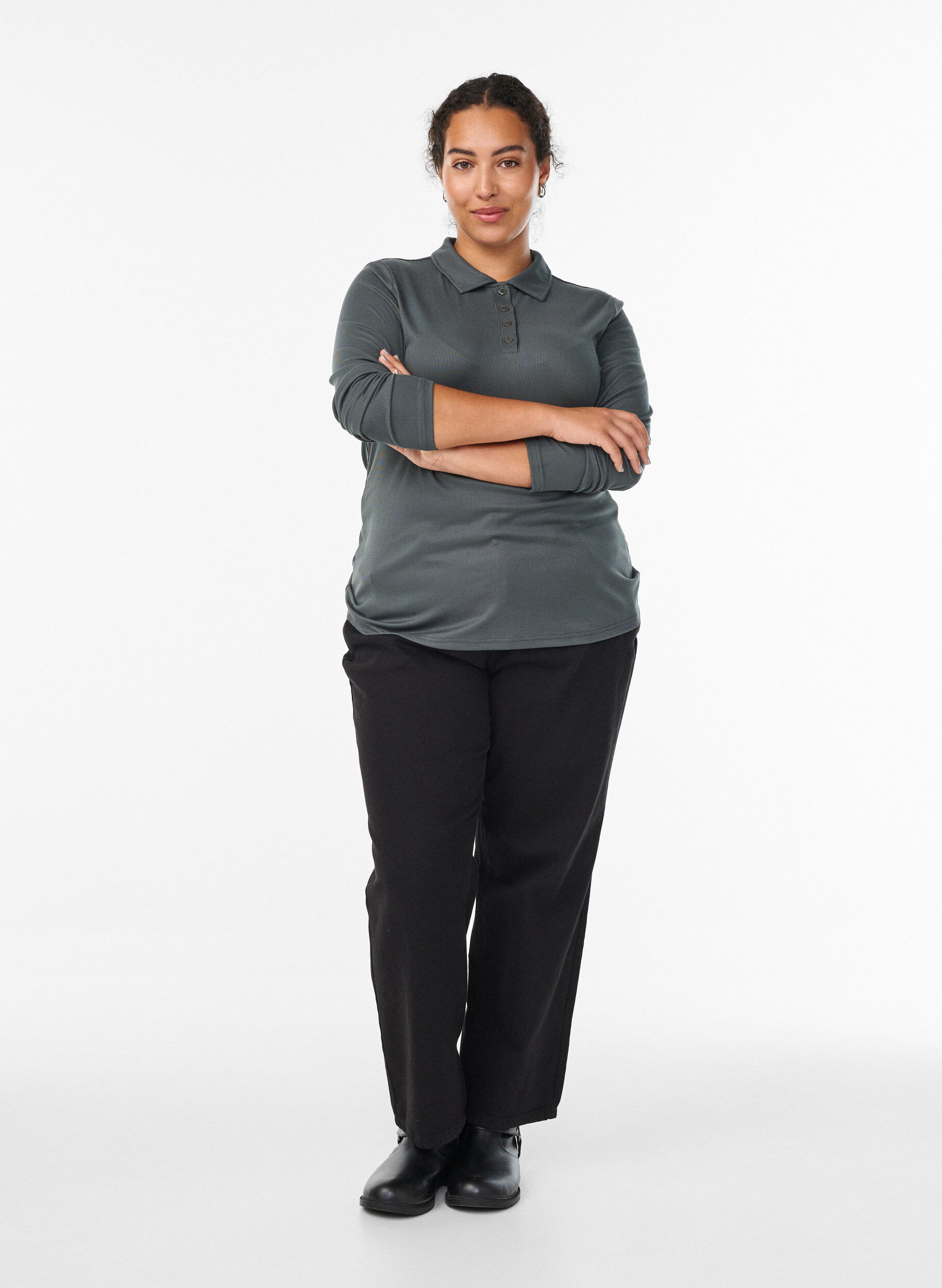 Zizzi Poloshirt aus weichem Ripp mit langen &Auml;rmeln, Gr&uuml;n, Model image number 1