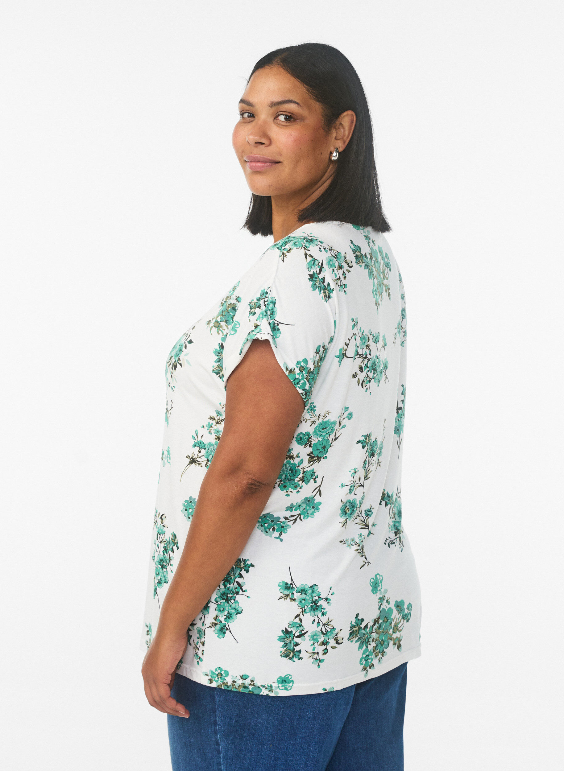 Zizzi T-Shirt mit Blumenprint, Wei&szlig;, Model image number 2