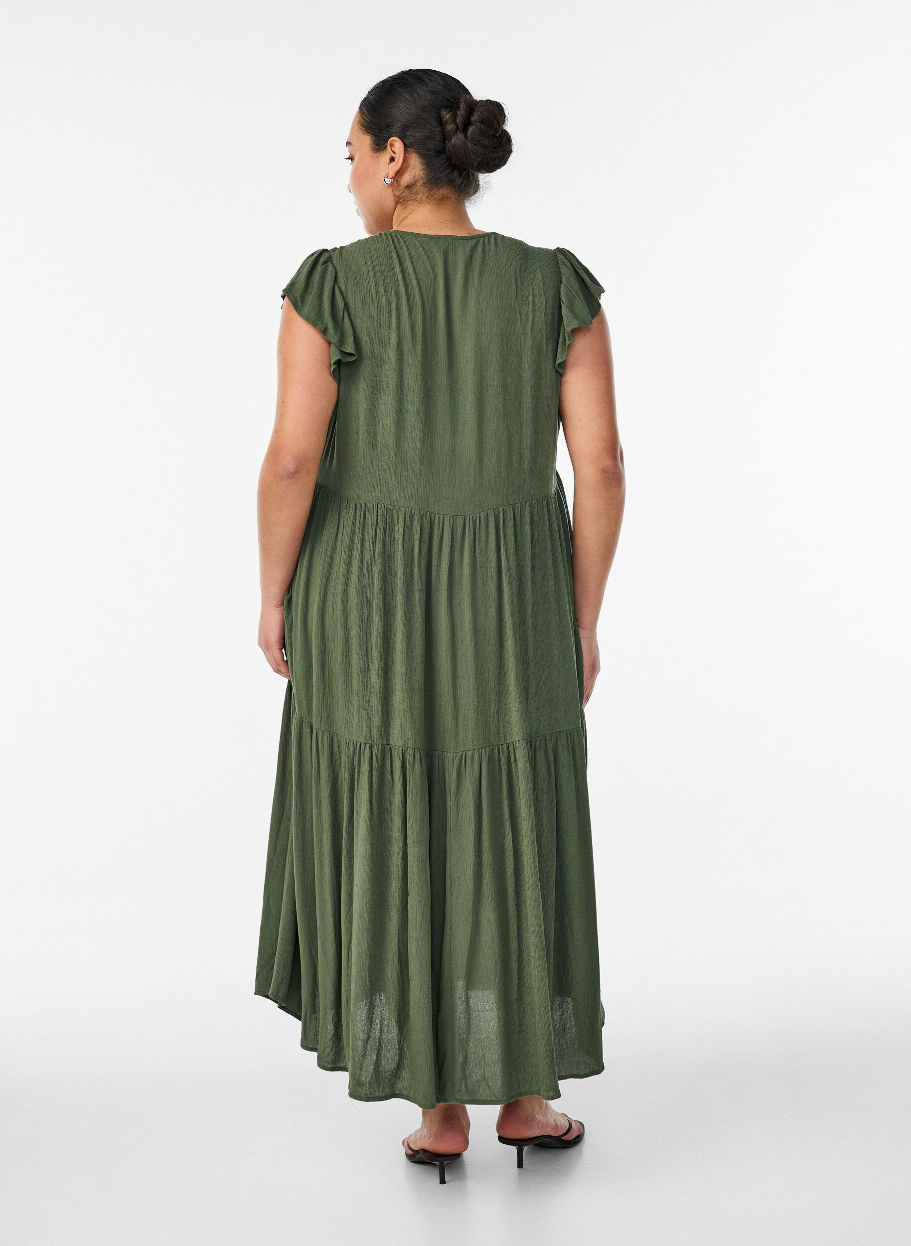 ZizziMidikleid aus Viskose mit R&uuml;schen&auml;rmeln, Gr&uuml;n, Model image number 2
