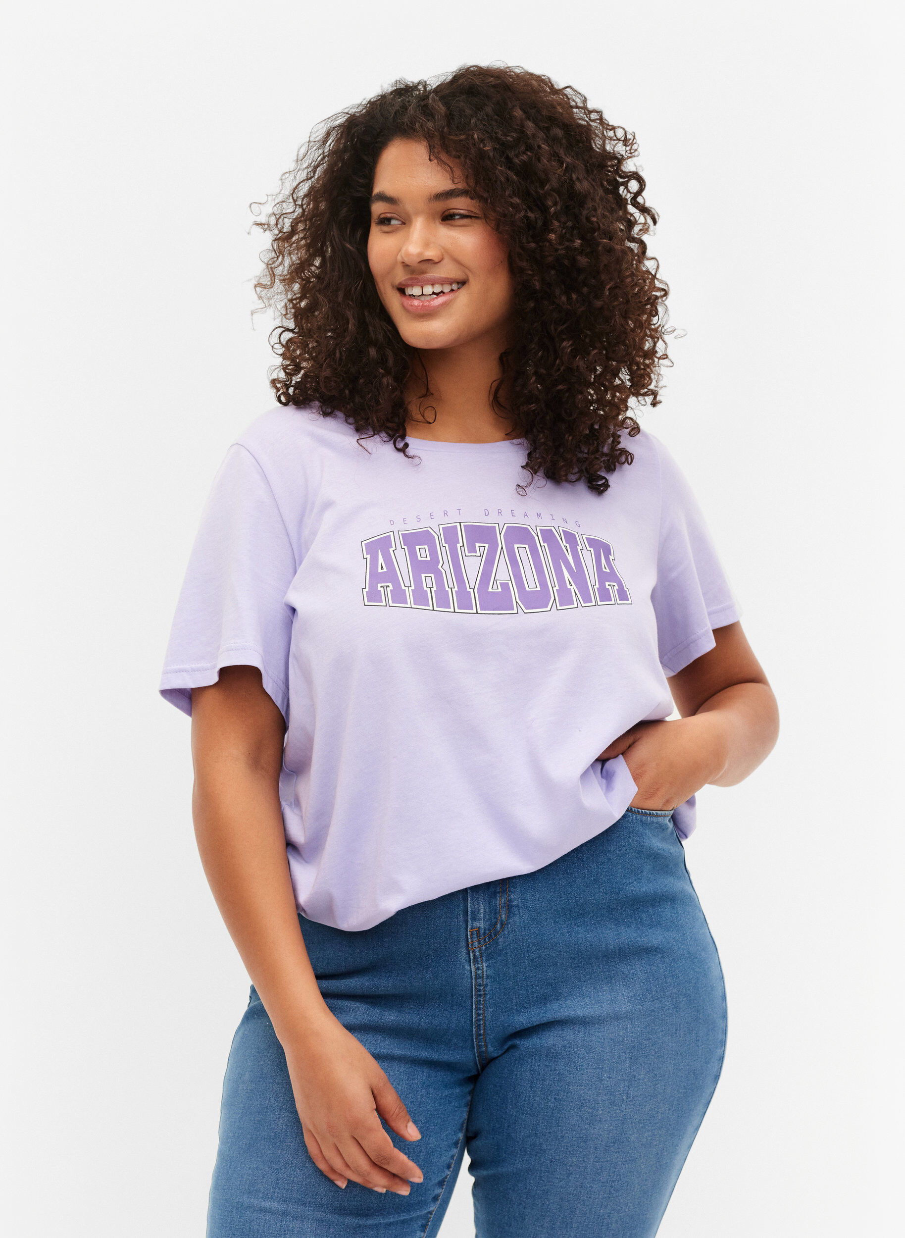 Zizzi Baumwoll-T-Shirt mit Print-Detail, Lavender ARIZONA, Model image number 0