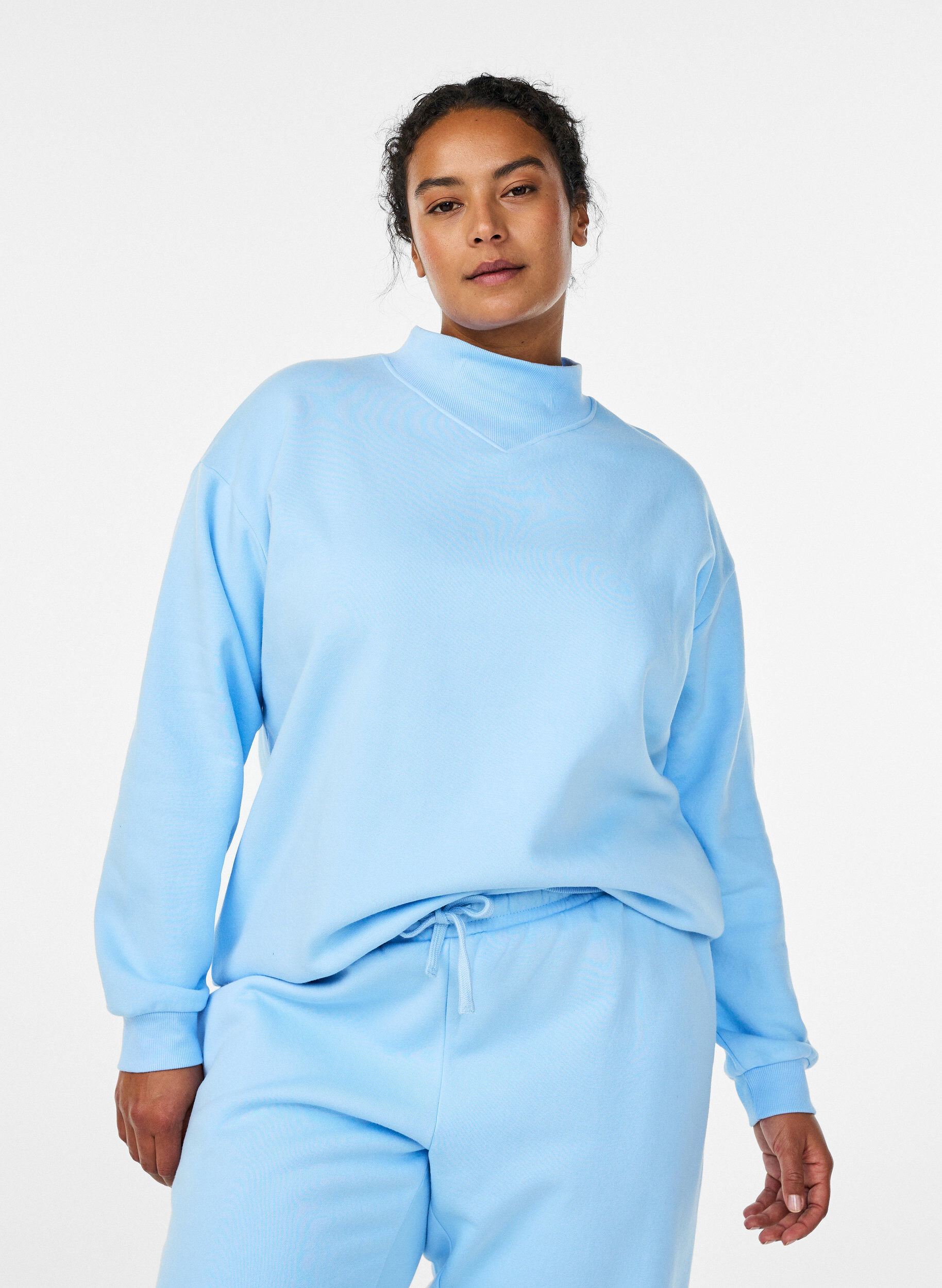 Zizzi Sweatshirt mit hohem Kragen und langen &Auml;rmeln, Blau, Model image number 0