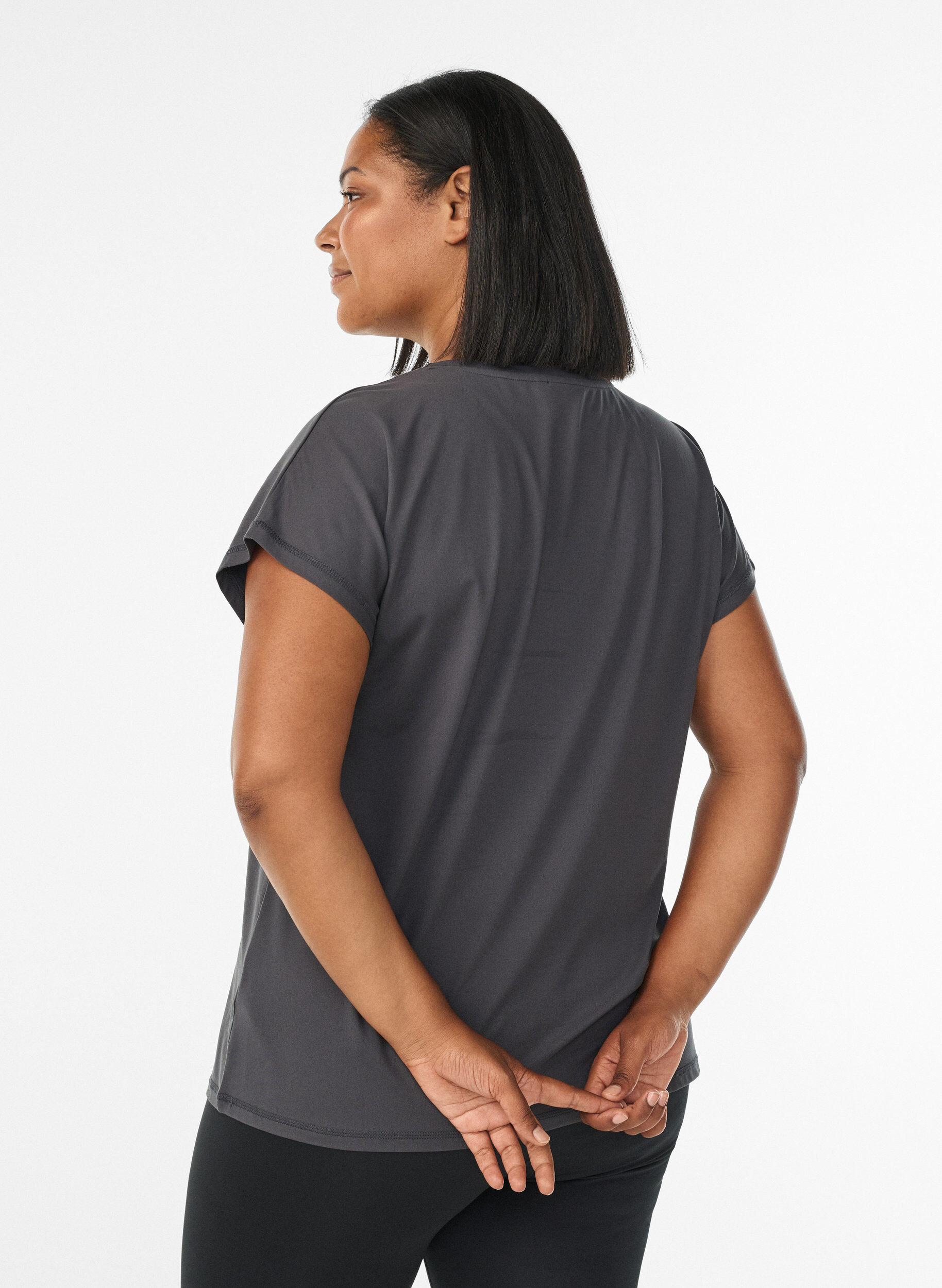 ZizziEinfarbiges Trainings-T-Shirt, Grau, Model image number 2