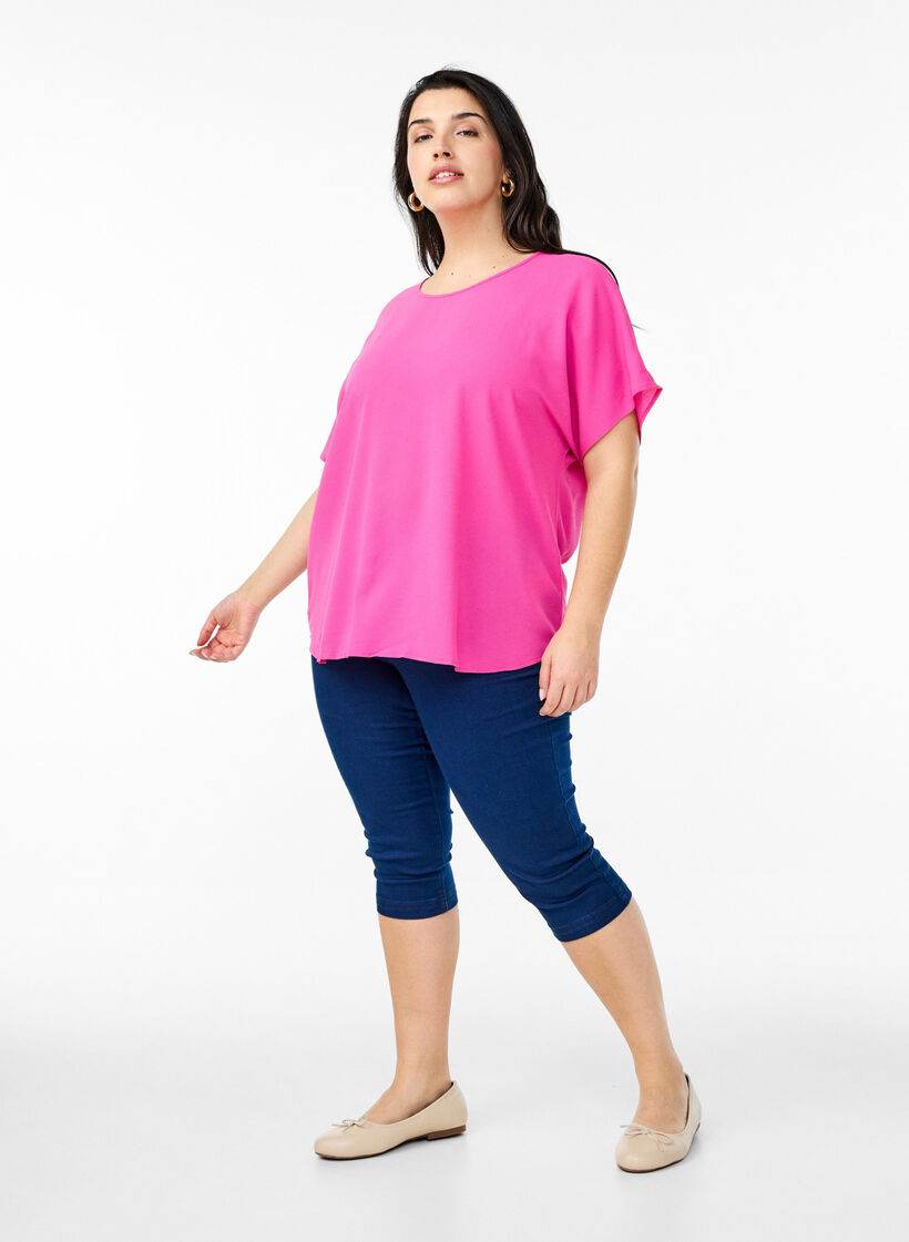 Bluse mit kurzen &Auml;rmeln und einem Rundhalsausschnitt, Rot, Model image number 1
