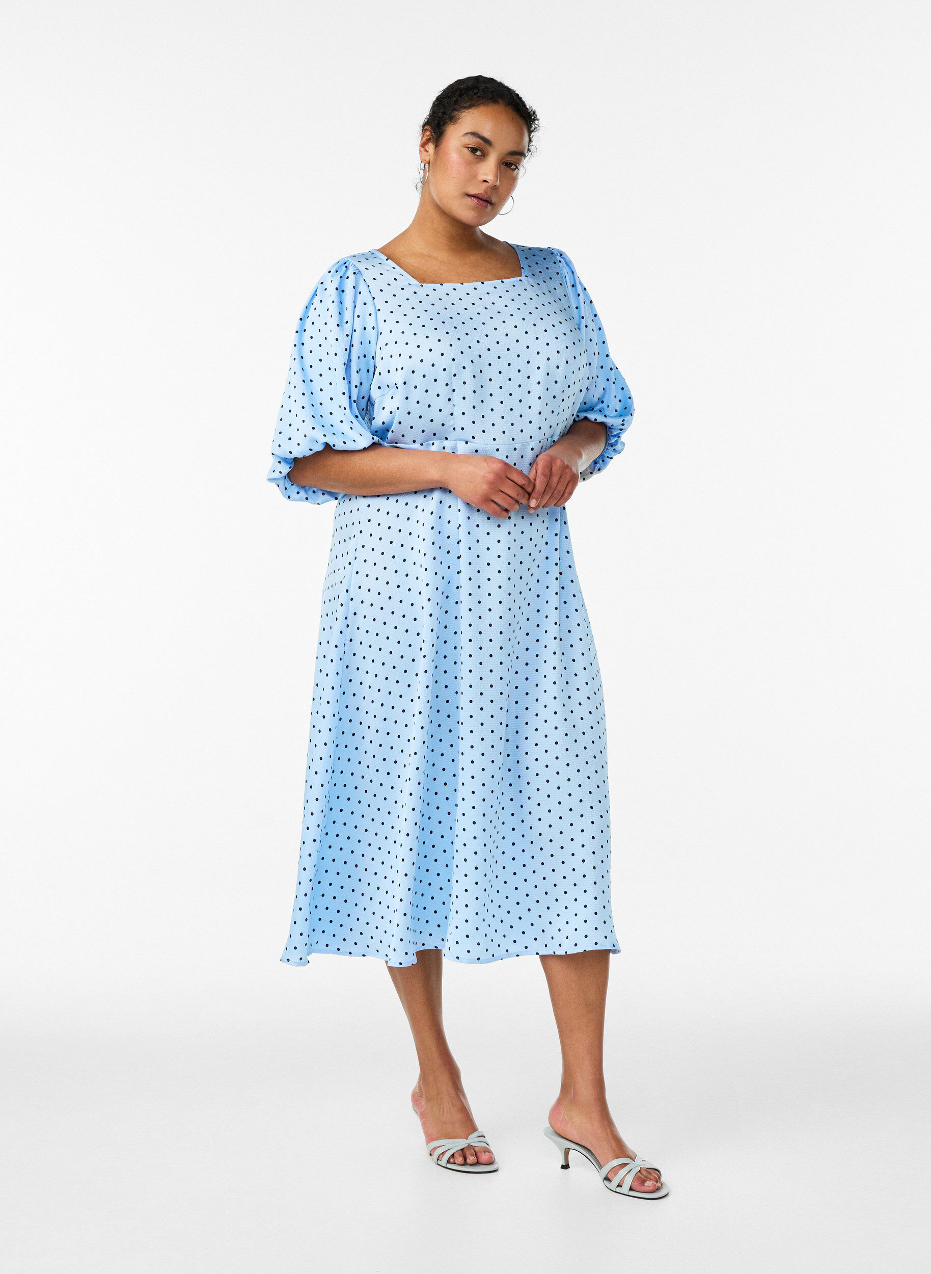 ZizziGepunktetes Midikleid mit eckigem Ausschnitt, Blau, Model image number 1