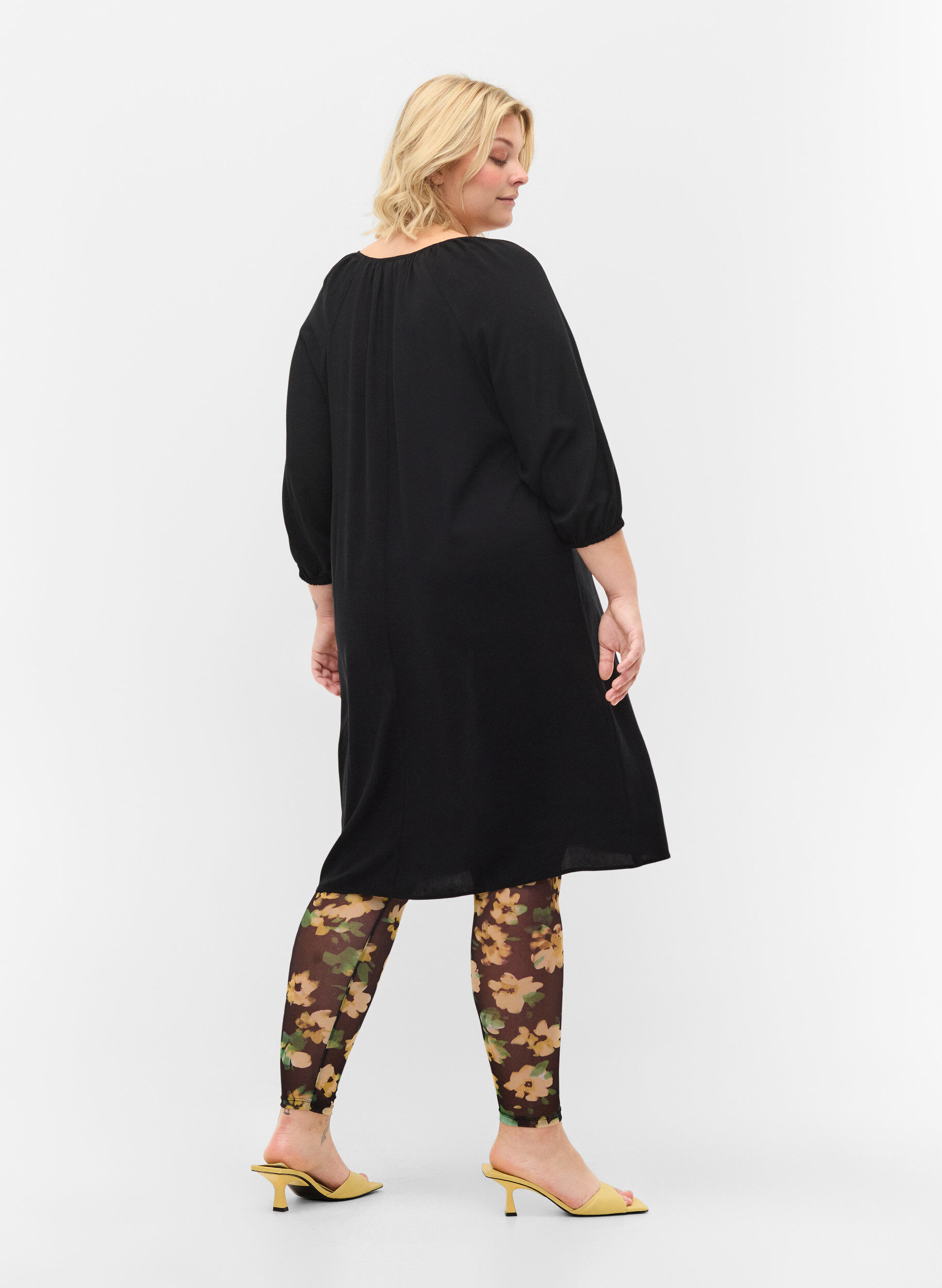 Zizzi Mesh-Leggings mit Blumenprint, Yellow Green AOP, Model image number 1