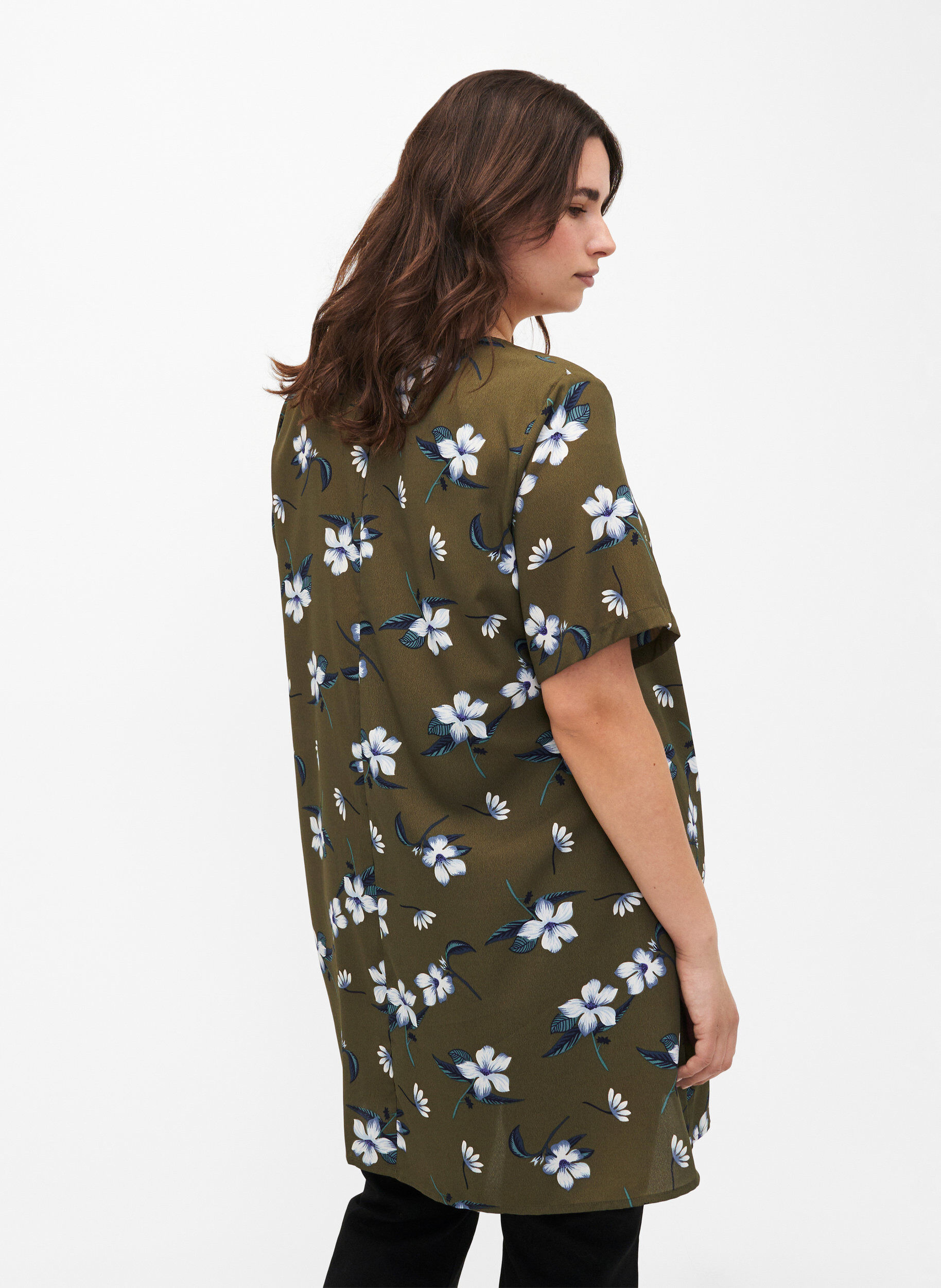 Zizzi FLASH - Tunika mit V-Ausschnitt und Print, Olive Night Flower, Model image number 1