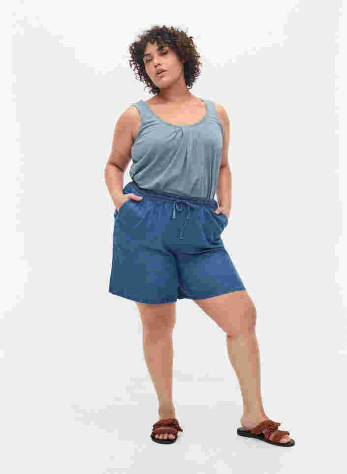 Shorts mit lockerer Passform, Bindeschnüren und Taschen, Blue denim, Model image number 2