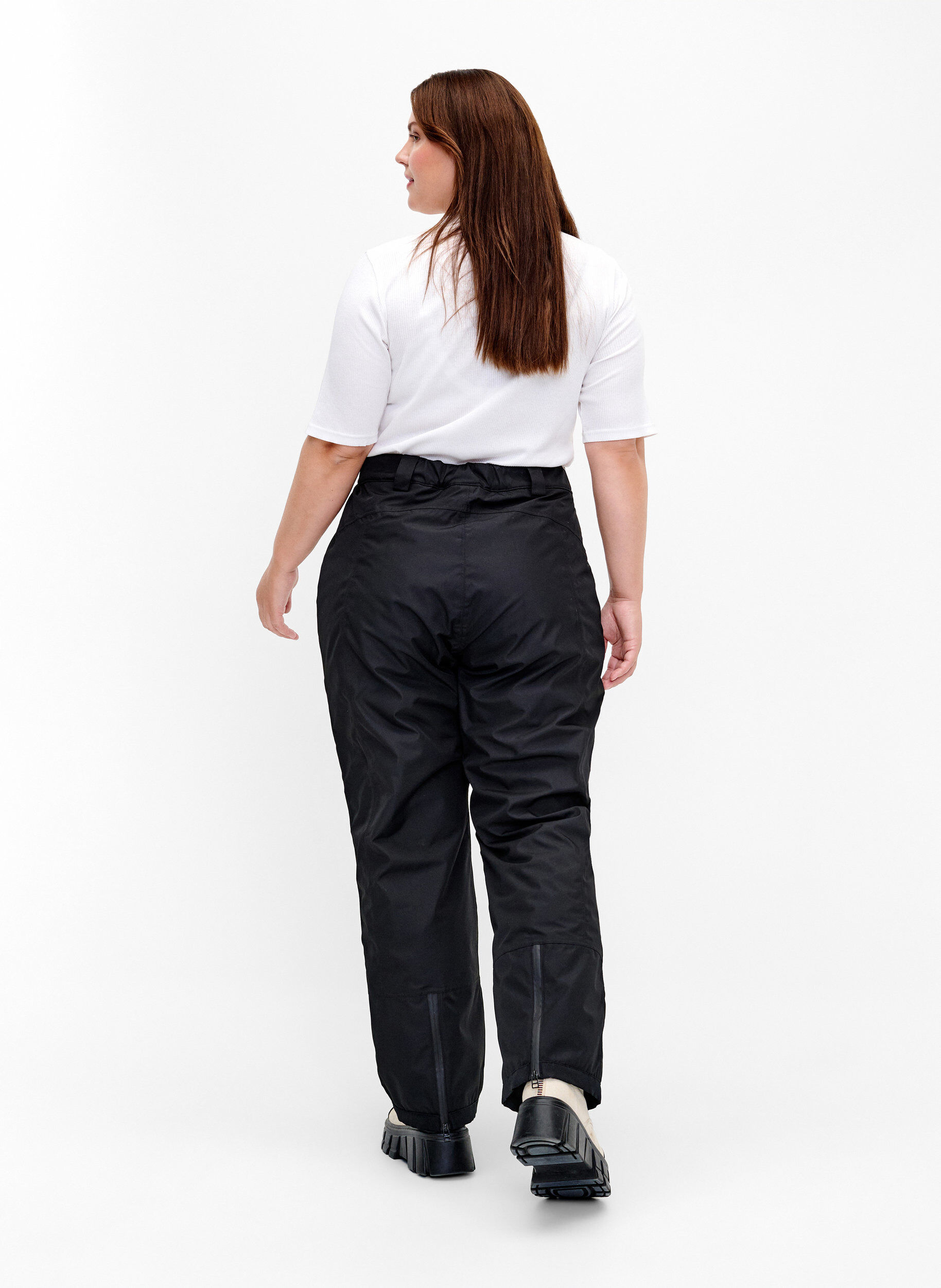 Zizzi Skihose mit verstellbarer Taille, Black, Model image number 1
