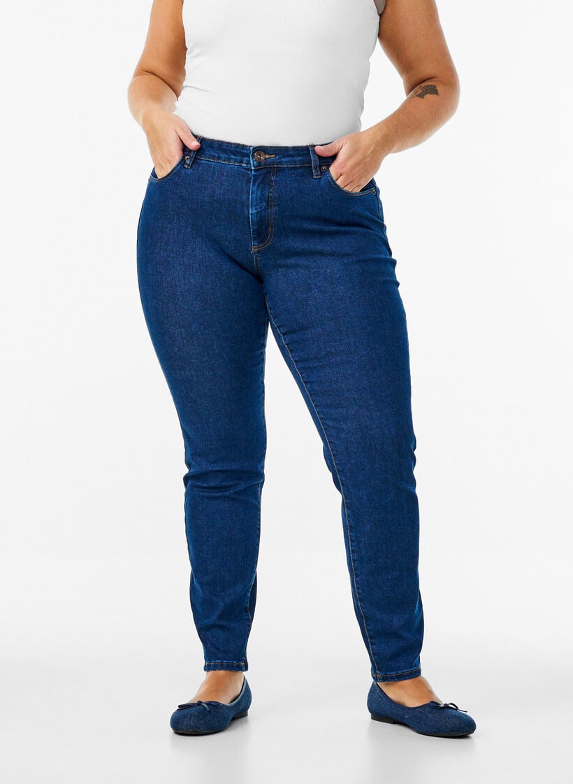 Slim Fit Emily Jeans mit normaler Taille, Blau, Model image number 2