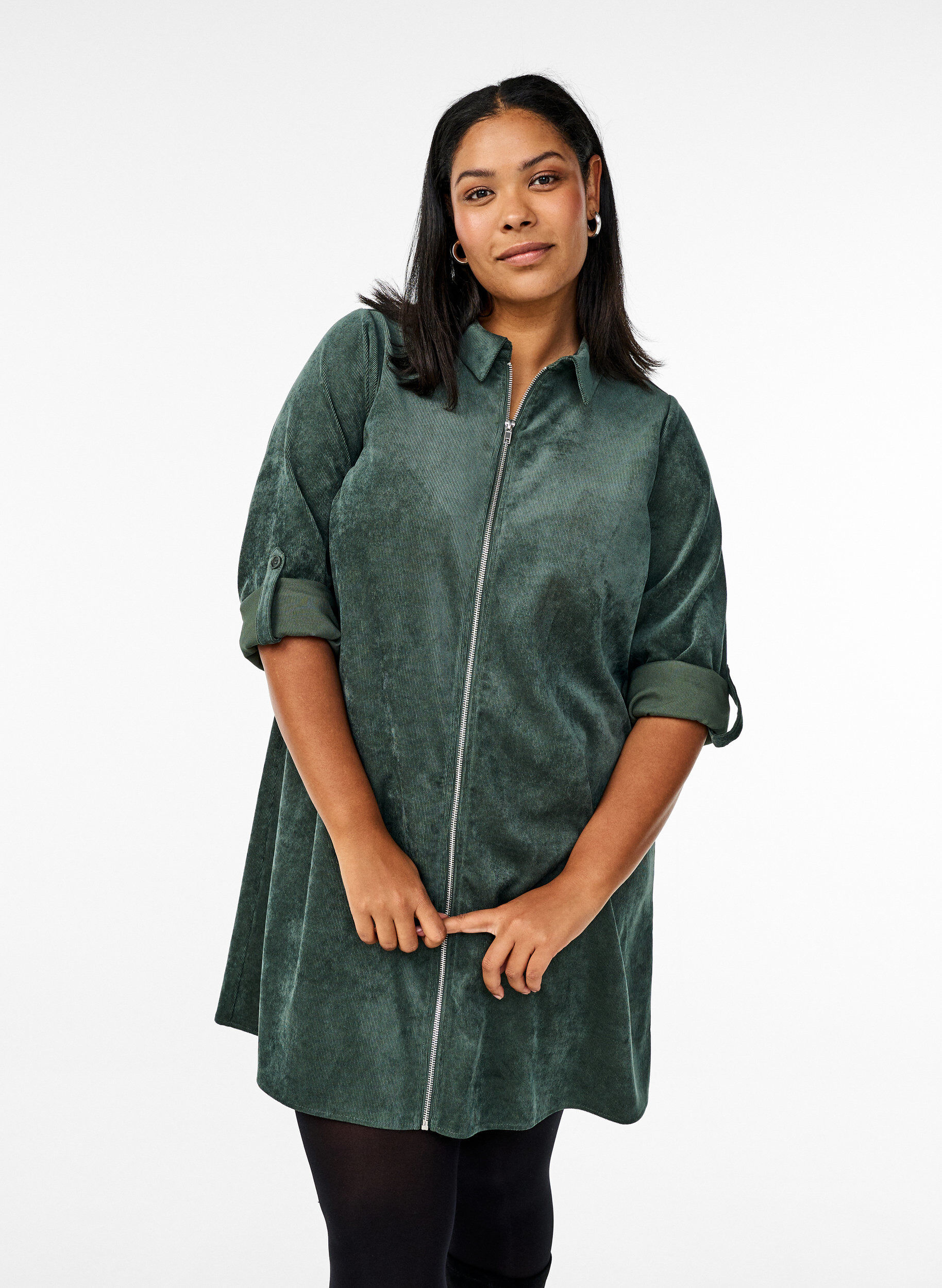 Zizzi Cordkleid mit Rei&szlig;verschluss und 3/4-&Auml;rmeln, Gr&uuml;n, Model image number 0