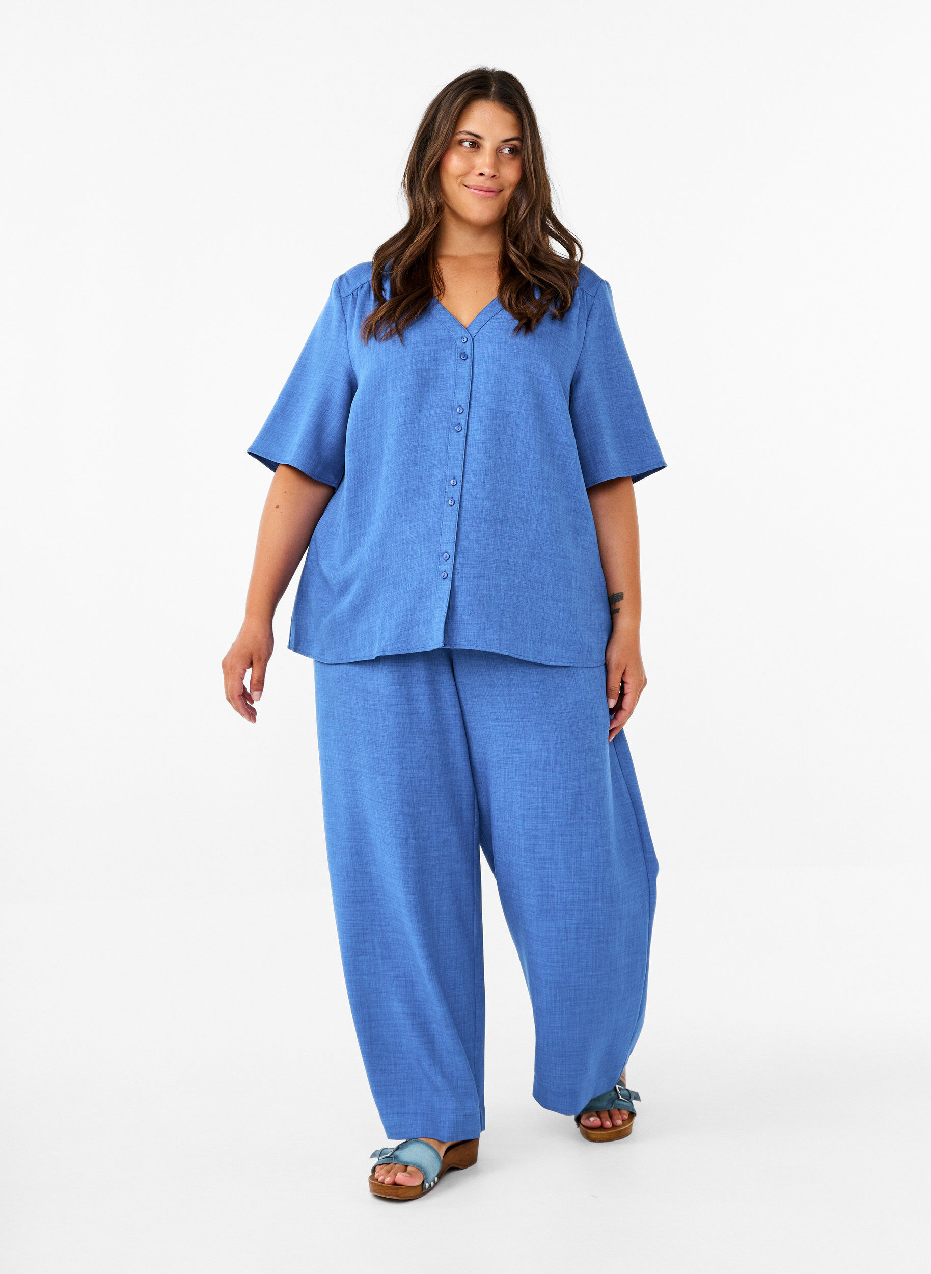 ZizziLockere Hose mit elastischem Bund und Taschen, Blau, Model image number 0