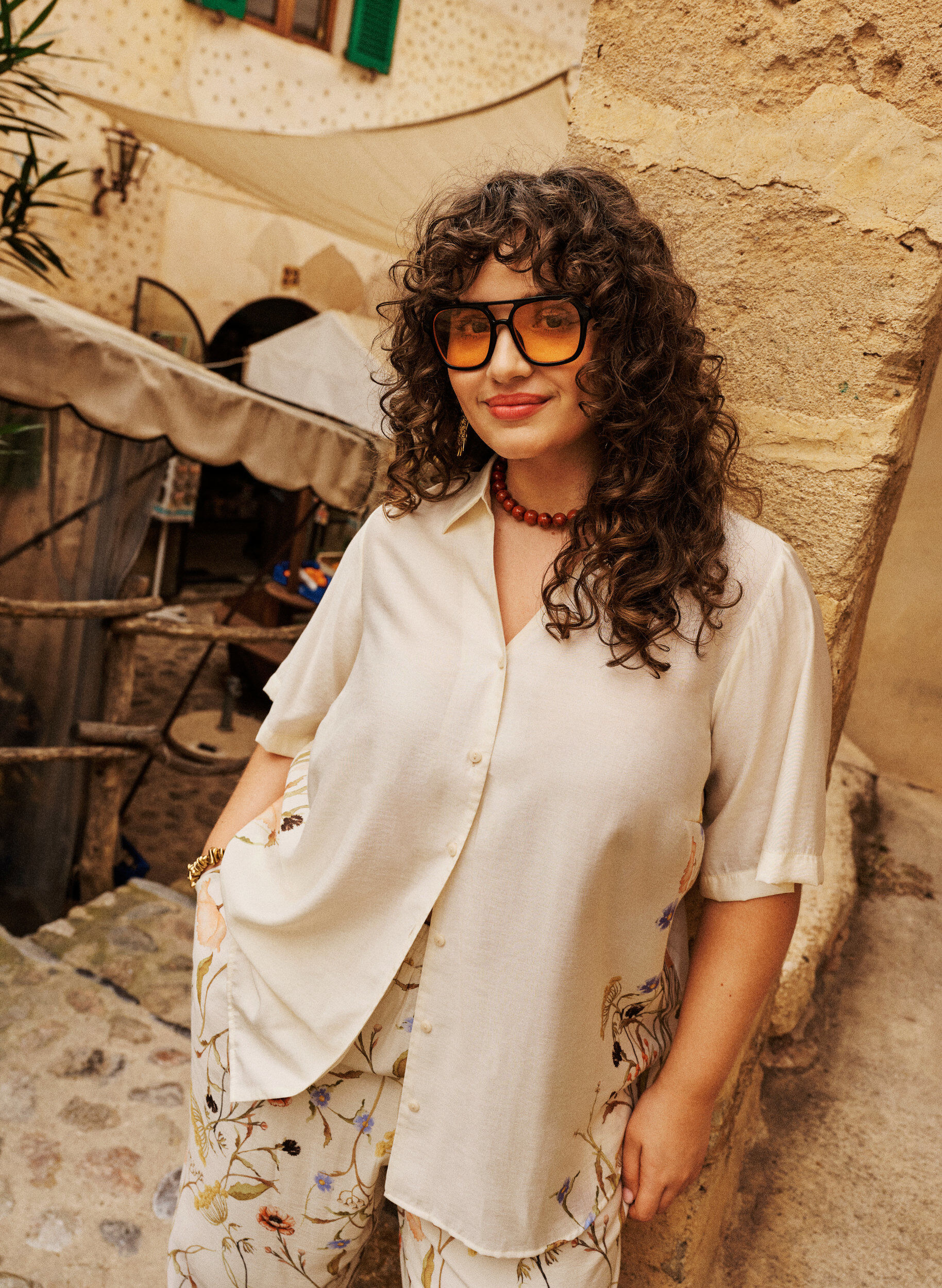 ZizziBluse mit ellbogenlangen &Auml;rmeln und gebl&uuml;mten Details, Beige, Image image number 0