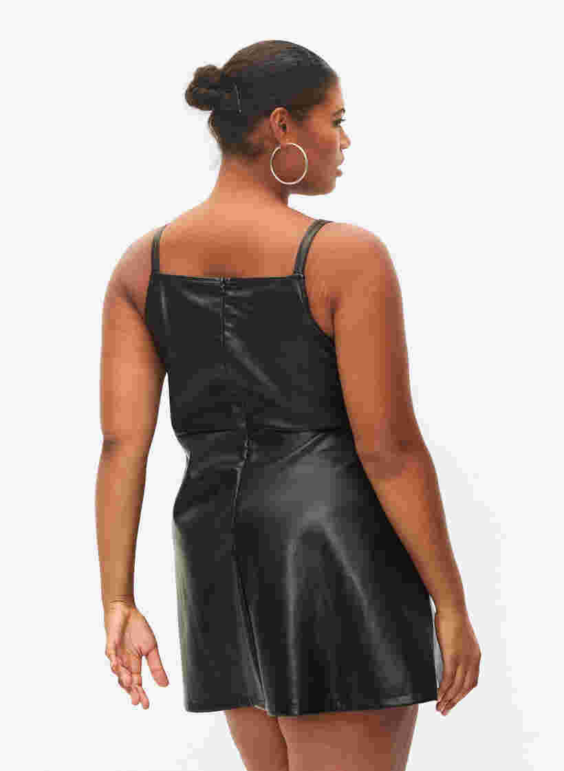 Kunstlederkleid in A-Linie, Black, Model image number 1