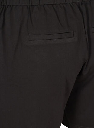 Einfarbige Shorts mit Taschen, Black, Packshot image number 3