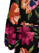 Maxikleid mit Wickelausschnitt und langen &Auml;rmeln, Schwarz, Packshot image number 3