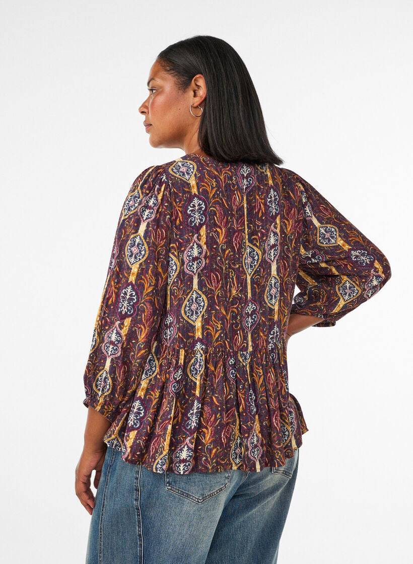 Bluse mit Paisleymuster und Spitzendetails, Lila, Model image number 2