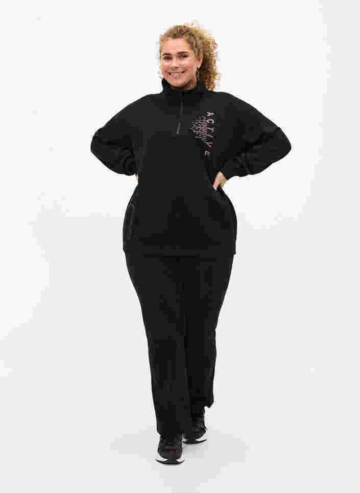 Hochgeschlossenes Sweatshirt mit Reißverschluss, Black, Model image number 2