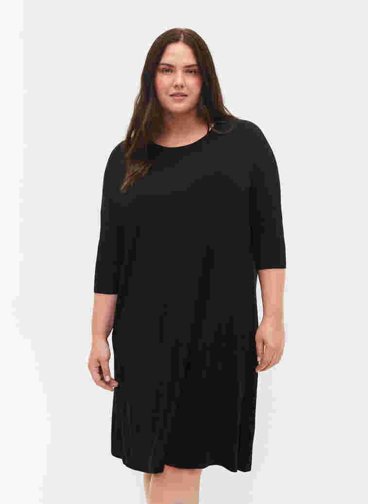 Jerseykleid aus Viskose mit 3/4 Ärmeln, Black, Model