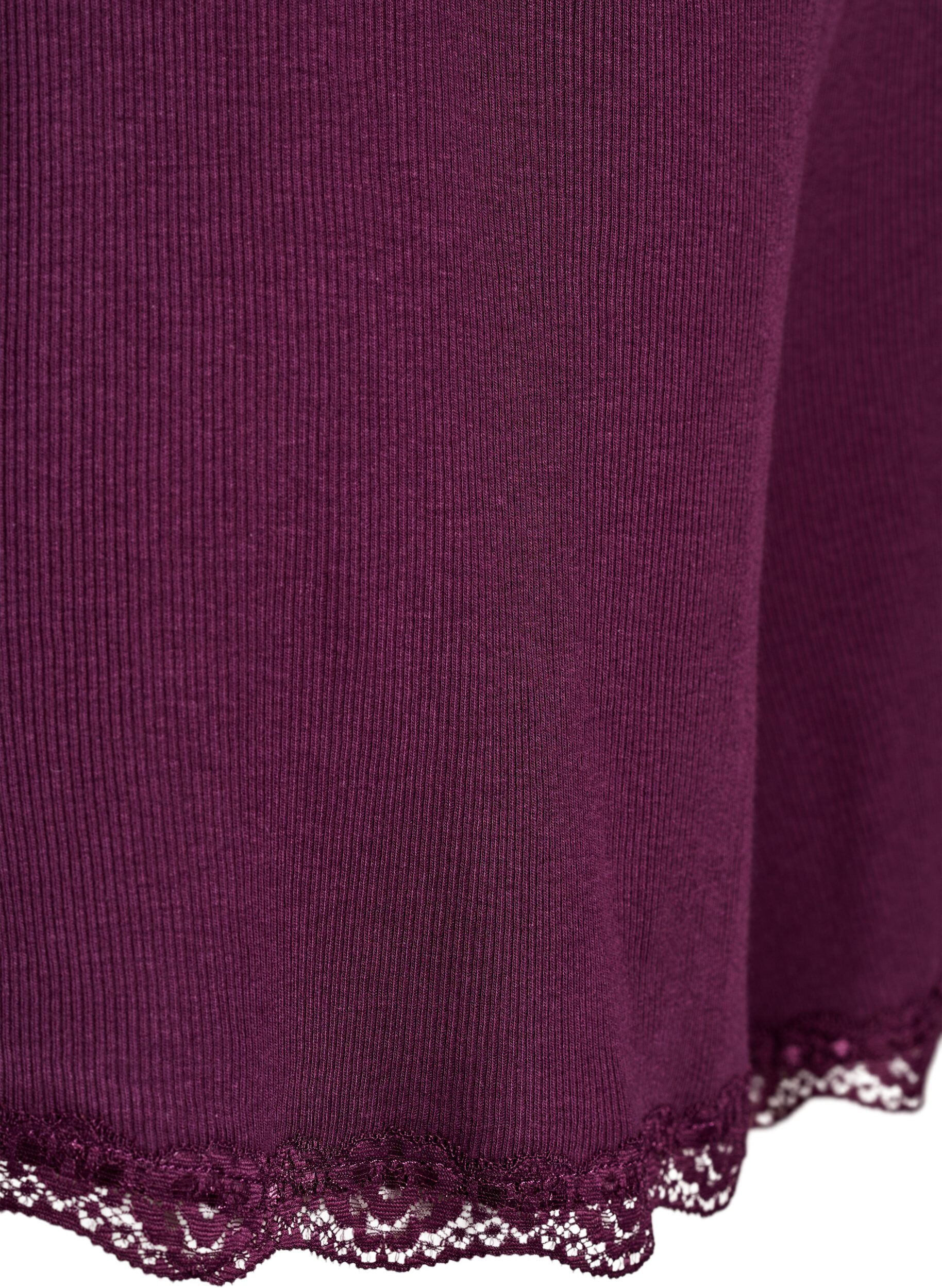 Zizzi Lockere Nachtshorts aus geripptem Material mit Spitzensaum, Dunkles Bordeaux, Packshot image number 3