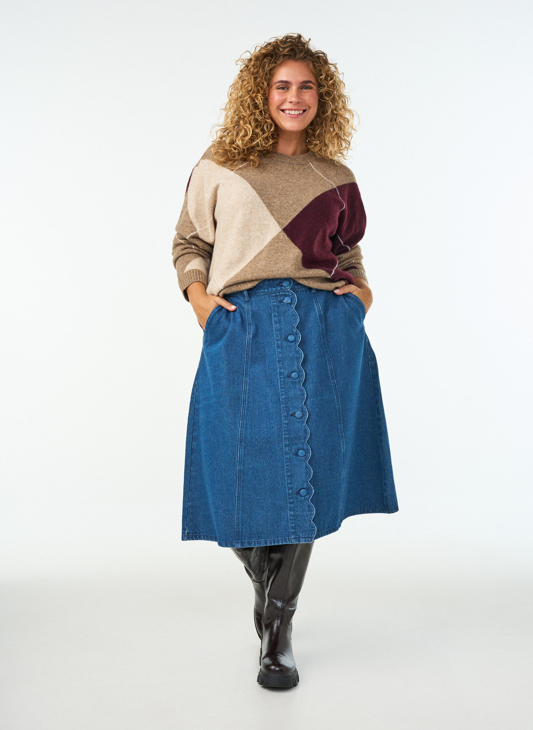 A-Linien-Jeansrock mit gewellter Knopfleiste, Blau, Model
