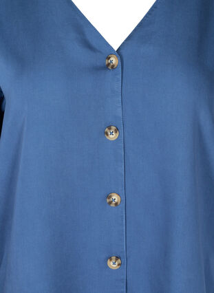 Bluse aus Lyocell mit V-Ausschnitt, Blue denim, Packshot image number 2