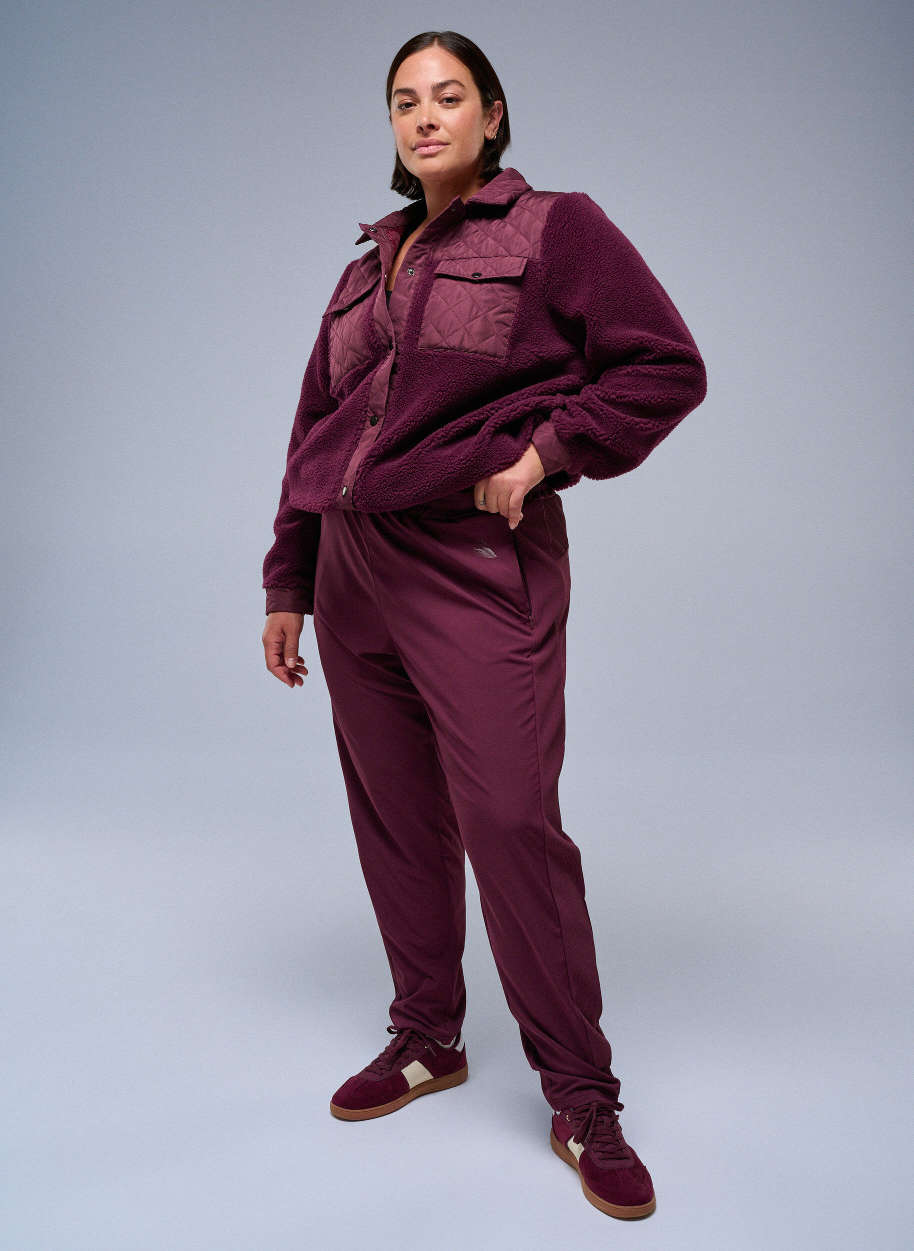 Leichte Trainingshose mit Taschen