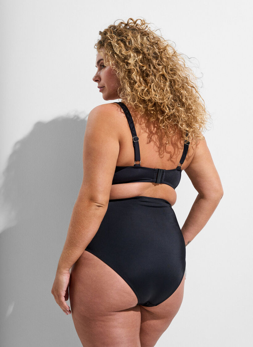 Bikini-Unterteil mit hoher Taille, Schwarz, Model image number 1