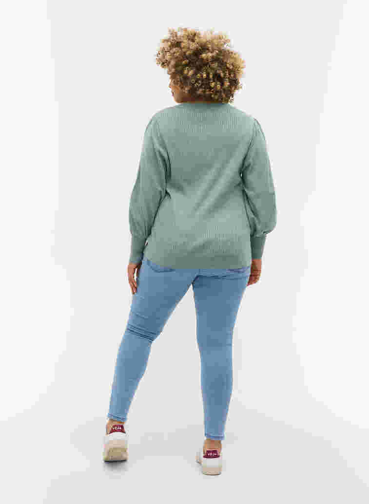 Cropped Amy Jeans mit Reißverschluss, Light blue denim, Model