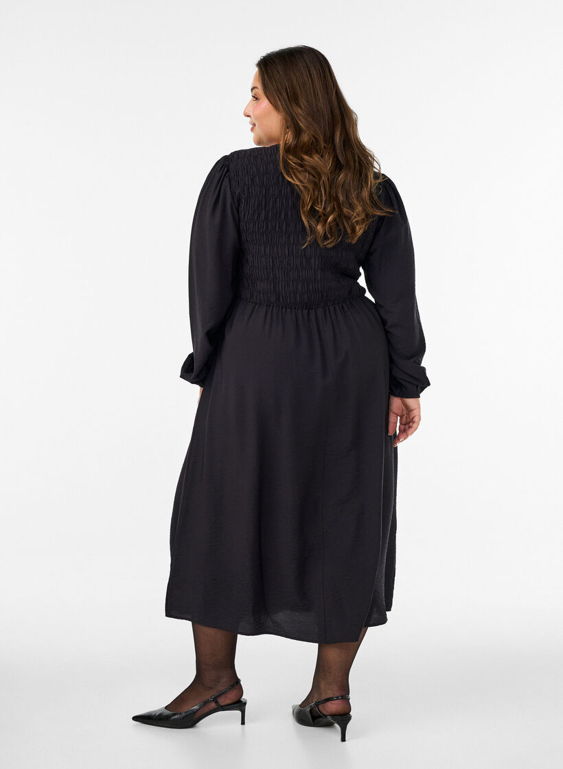 Midikleid aus Viskose mit Smock, Schwarz, Model image number 2
