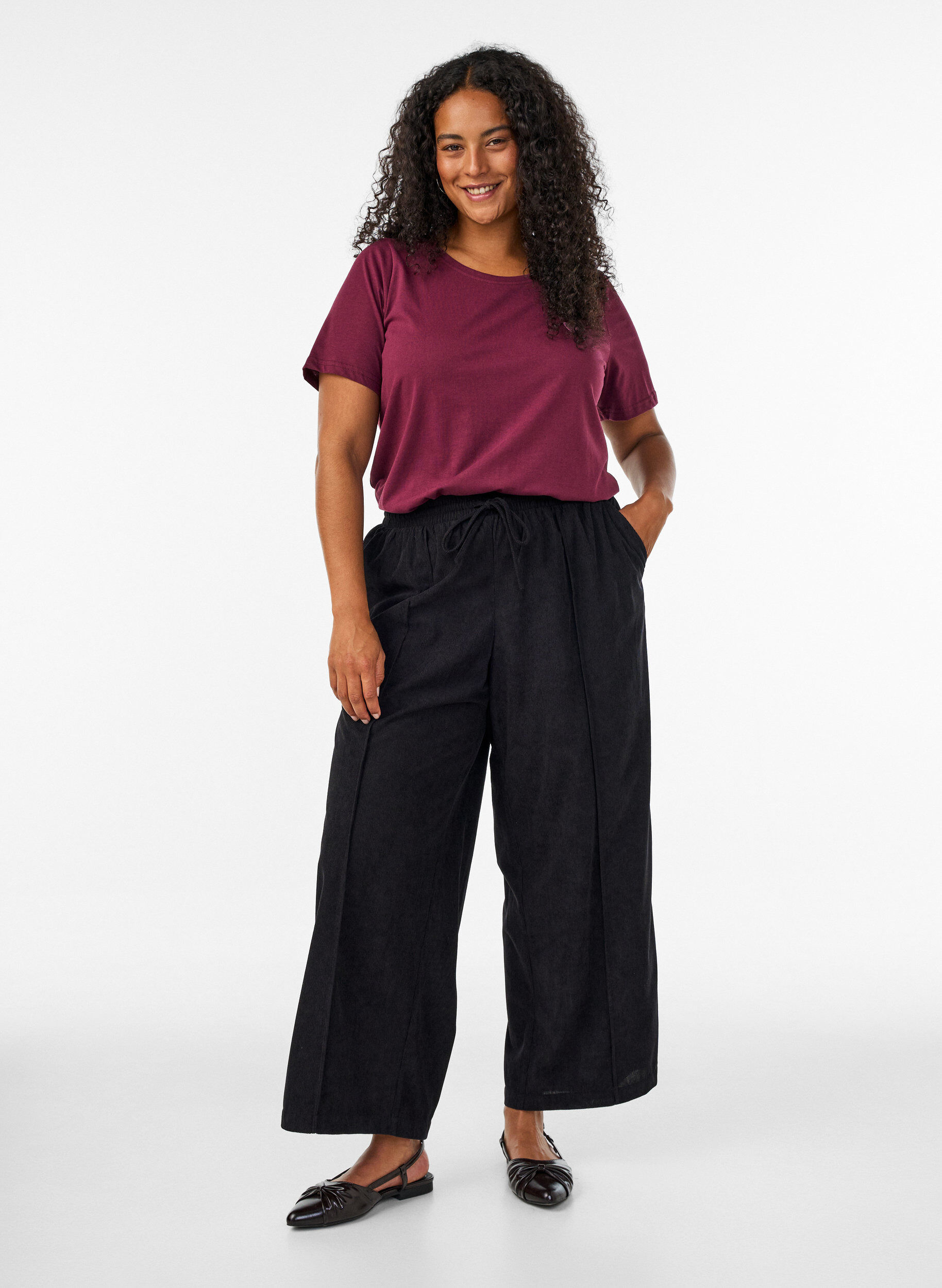 ZizziCordhose mit weitem Bein und hoher Taille, Schwarz, Model image number 0
