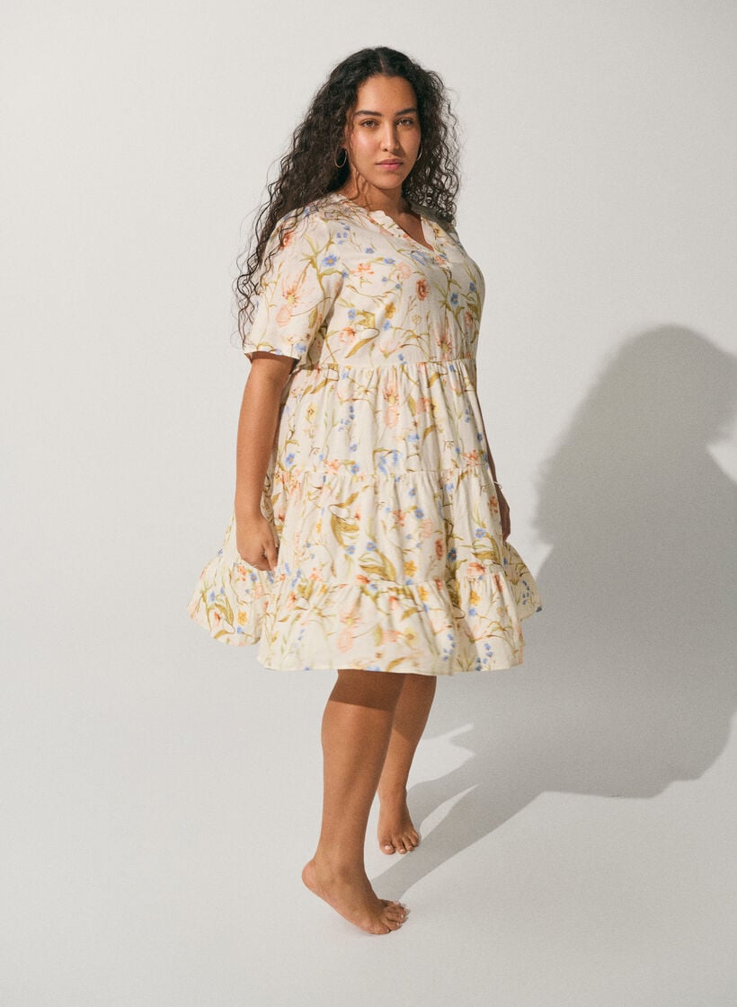 Knielanges A-Linien-Kleid aus Leinen und Viskose, Vanille, Image image number 0