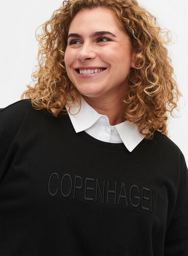 Sweatshirt mit besticktem Text, Black Copenhagen , Model image number 2